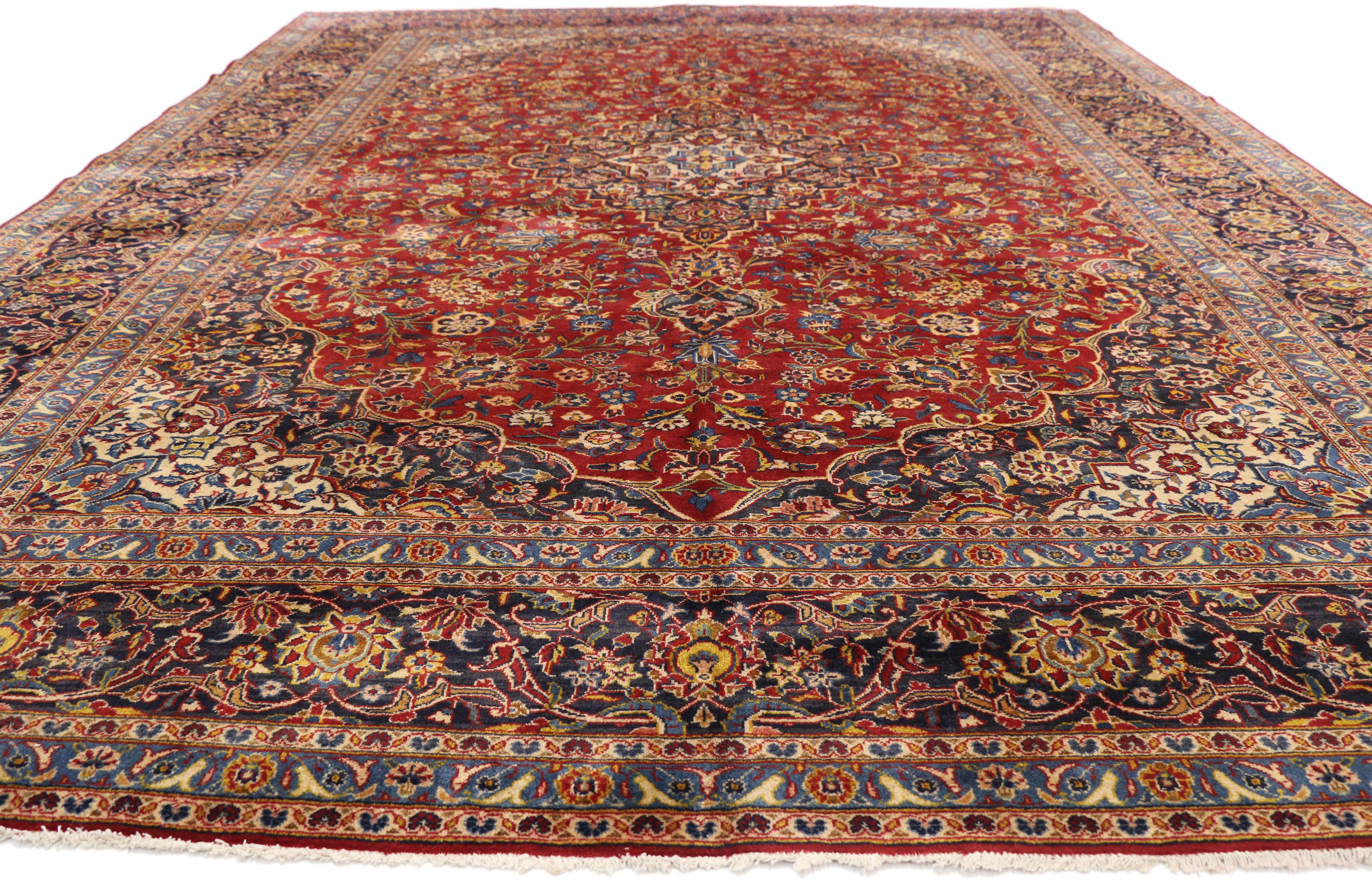 Hand-Knotted Vintage Persian Kashan Area Rug with Neoclassical Style For Sale