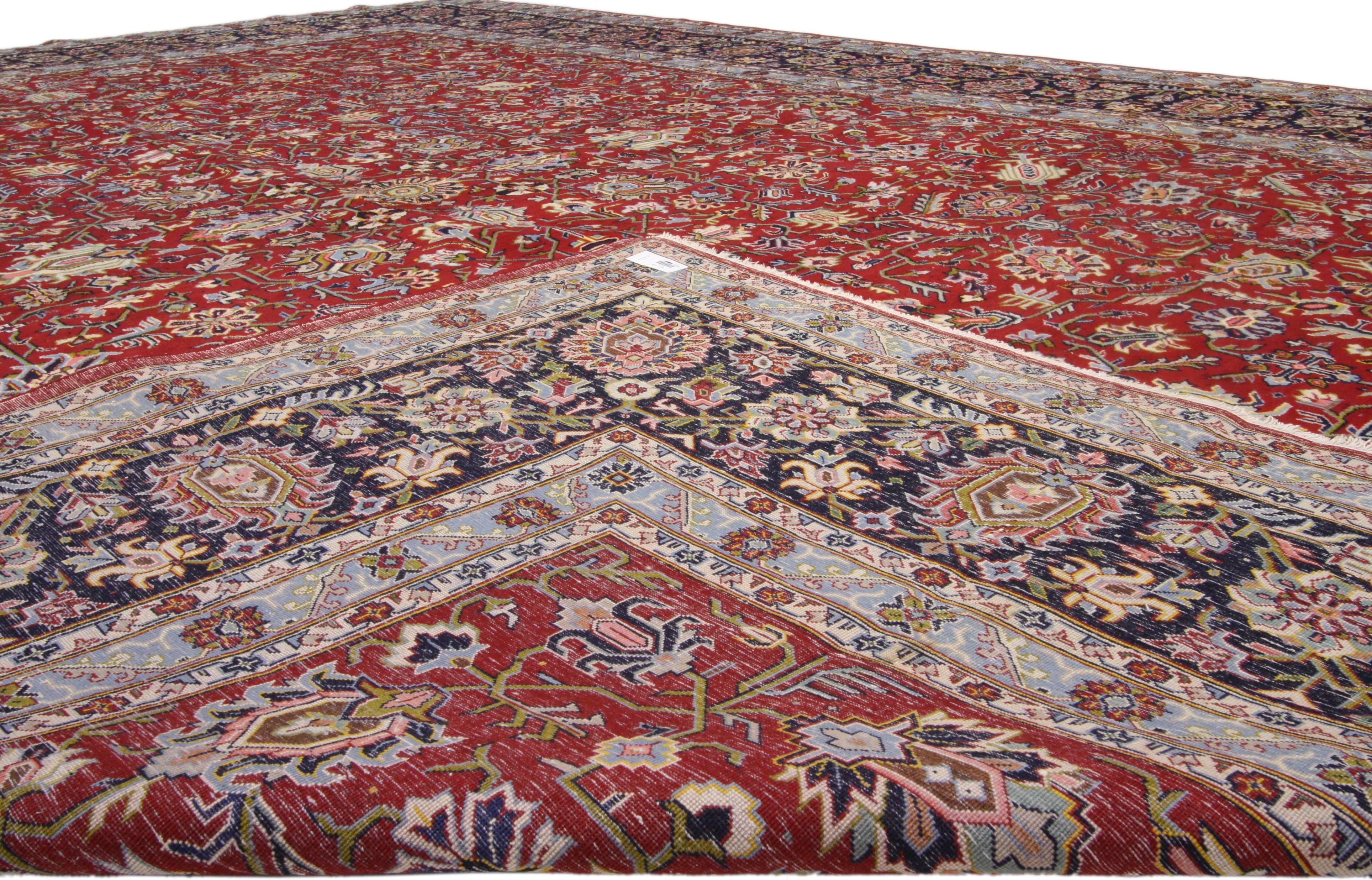Vintage Persian Kashan Area Rug with Traditional Style In Good Condition For Sale In Dallas, TX