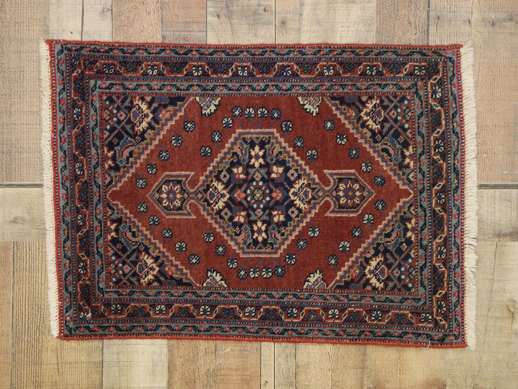 Vintage Persian Kashan Carpet For Sale 1