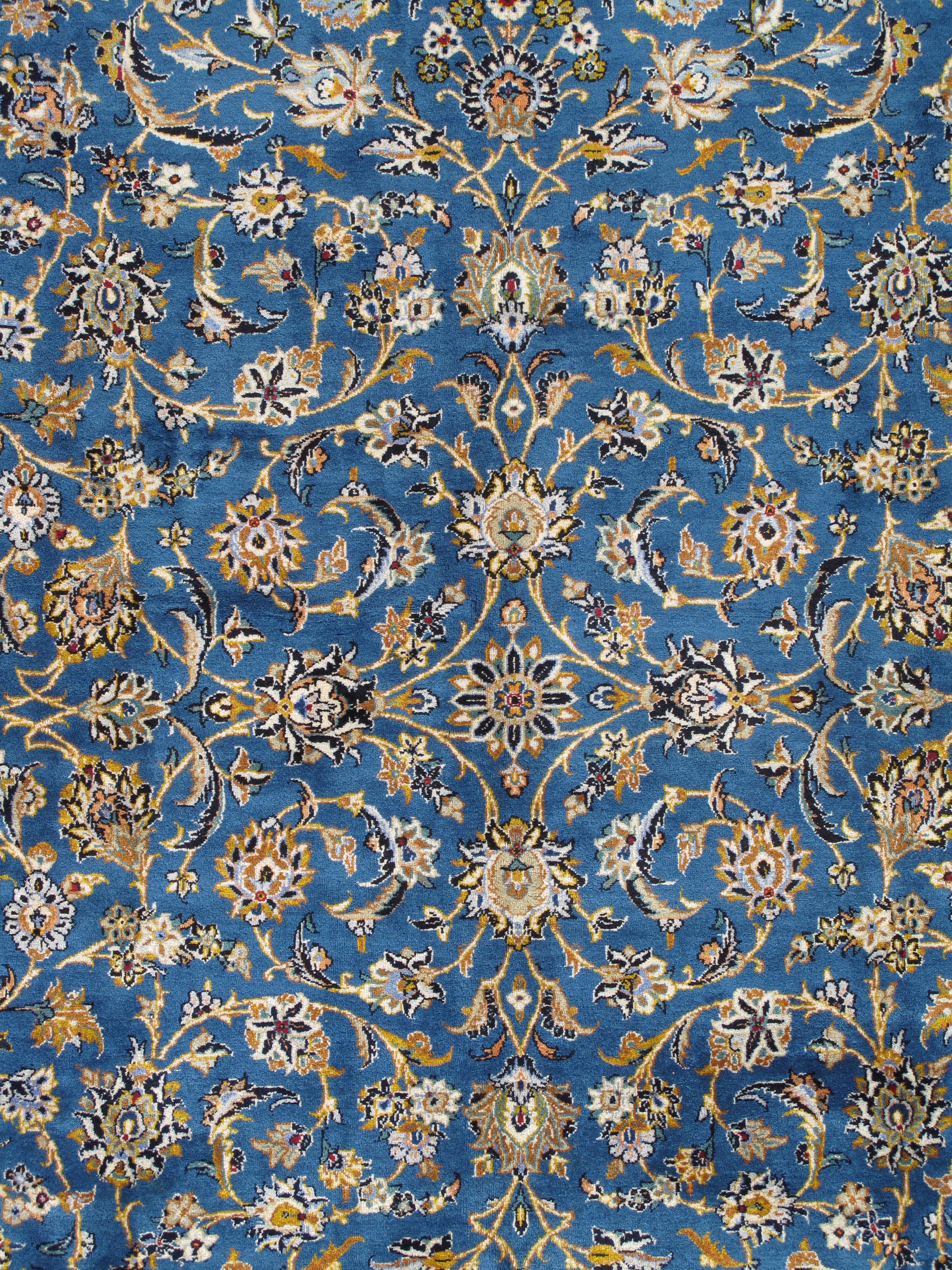 XX secolo Tappeto persiano d'epoca Kashan, Tappeto fatto a mano blu reale, blu marino, marrone scuro, in ottime condizioni in vendita
