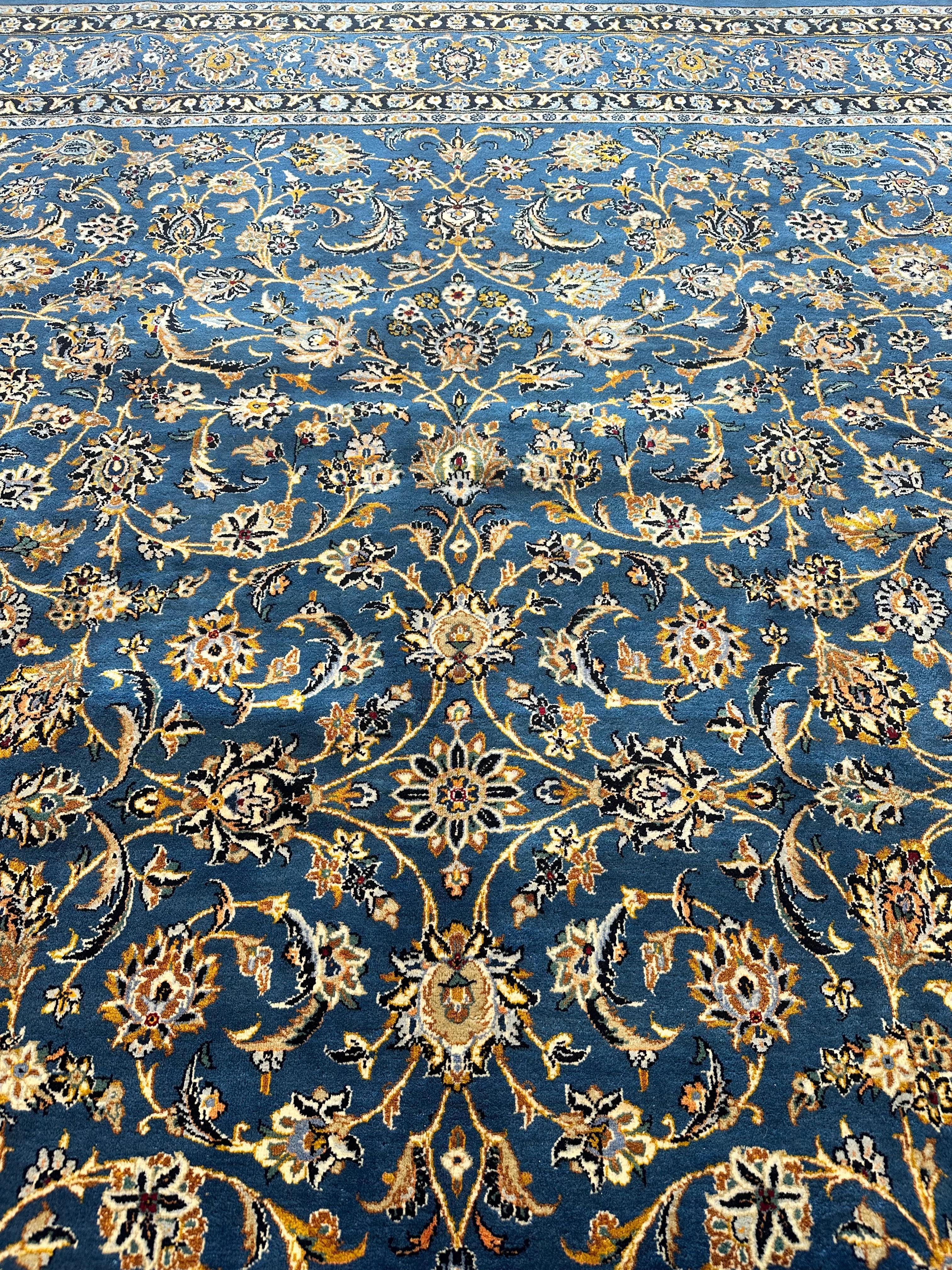 Tappeto persiano d'epoca Kashan, Tappeto fatto a mano blu reale, blu marino, marrone scuro, in ottime condizioni in vendita 2