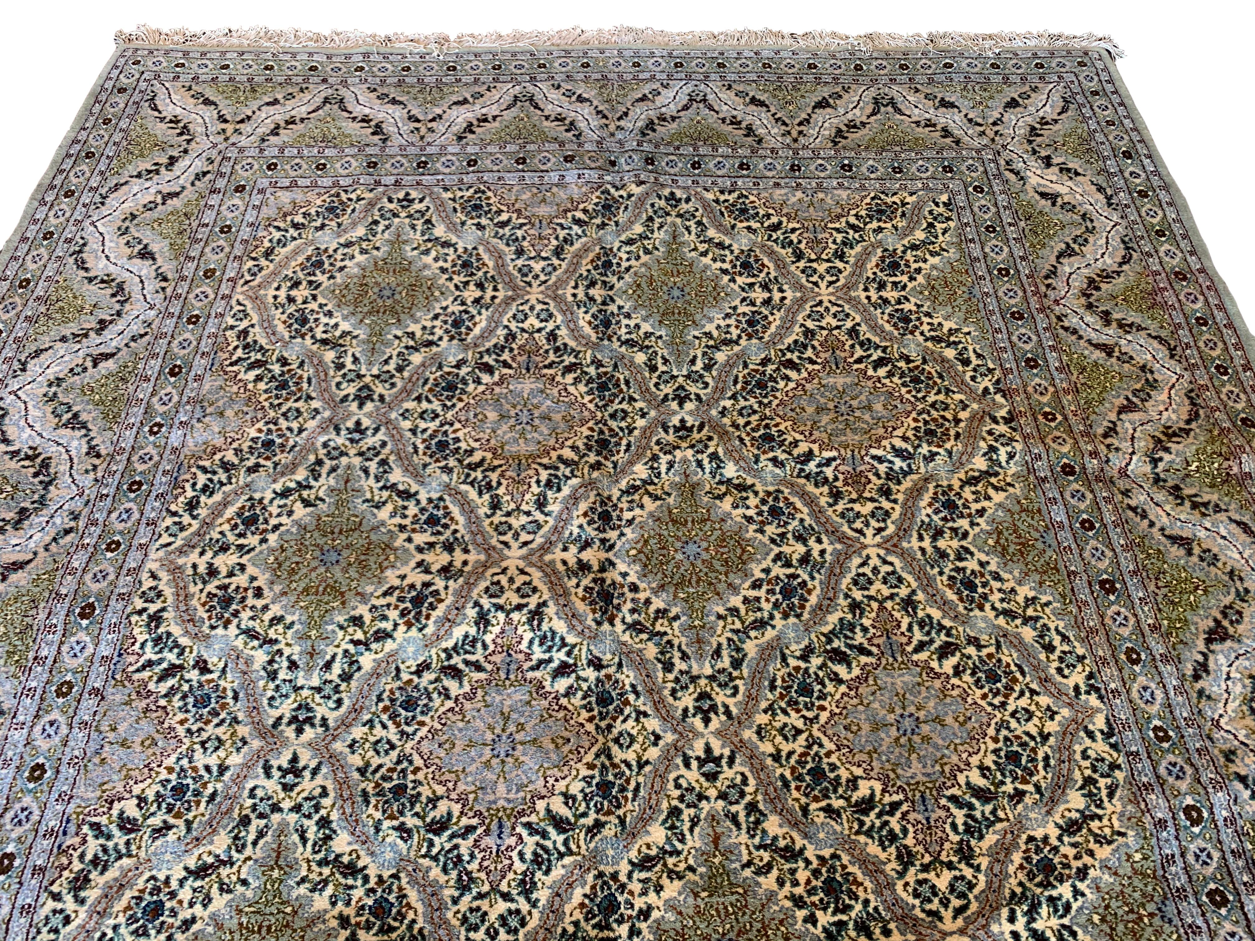 Vintage Persian Kashan, circa 1970 In Excellent Condition For Sale In Laguna Hills, CA