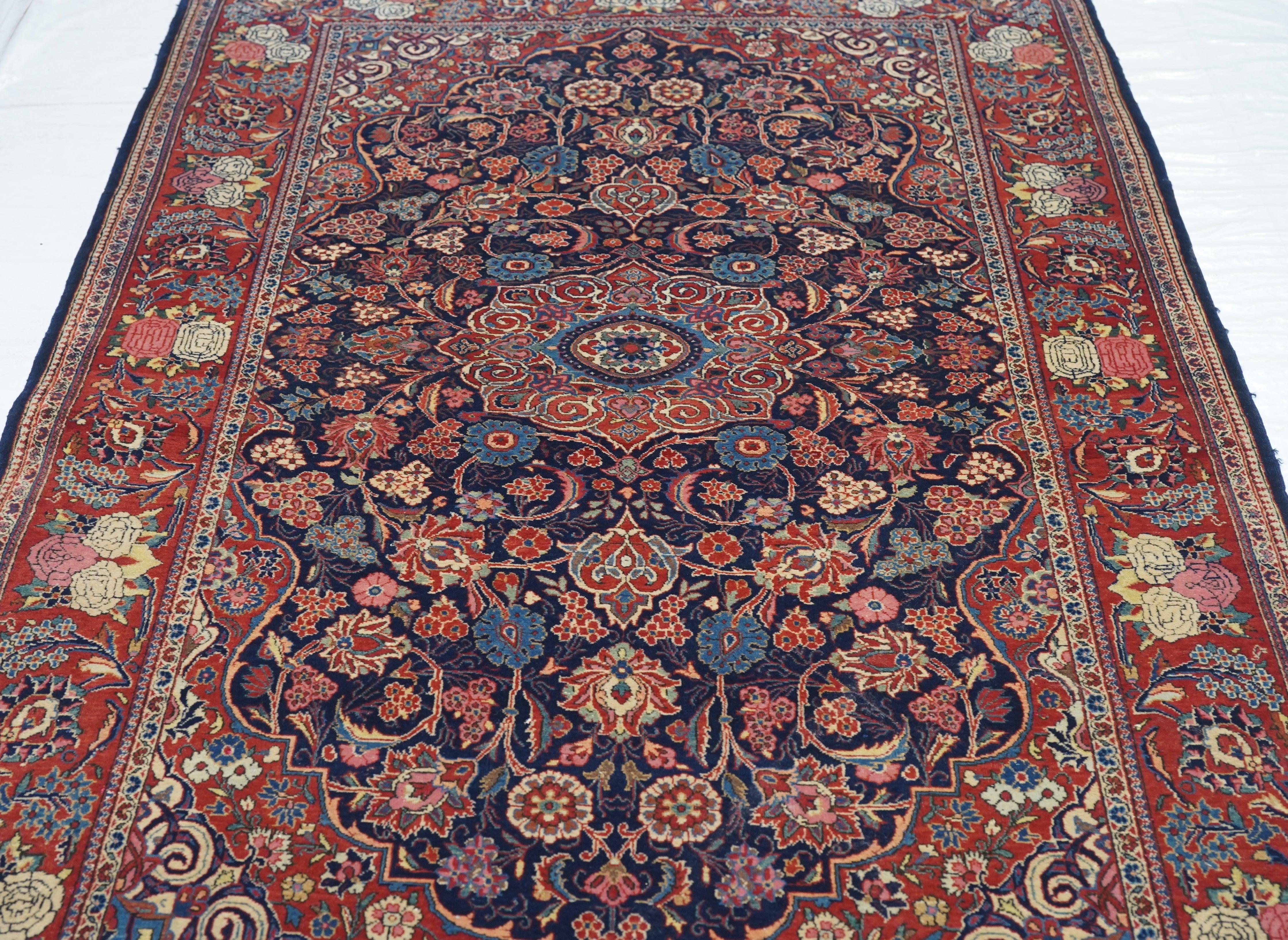 Vintage Persian Kashan Rug 4'8'' x 7'7'' For Sale 2