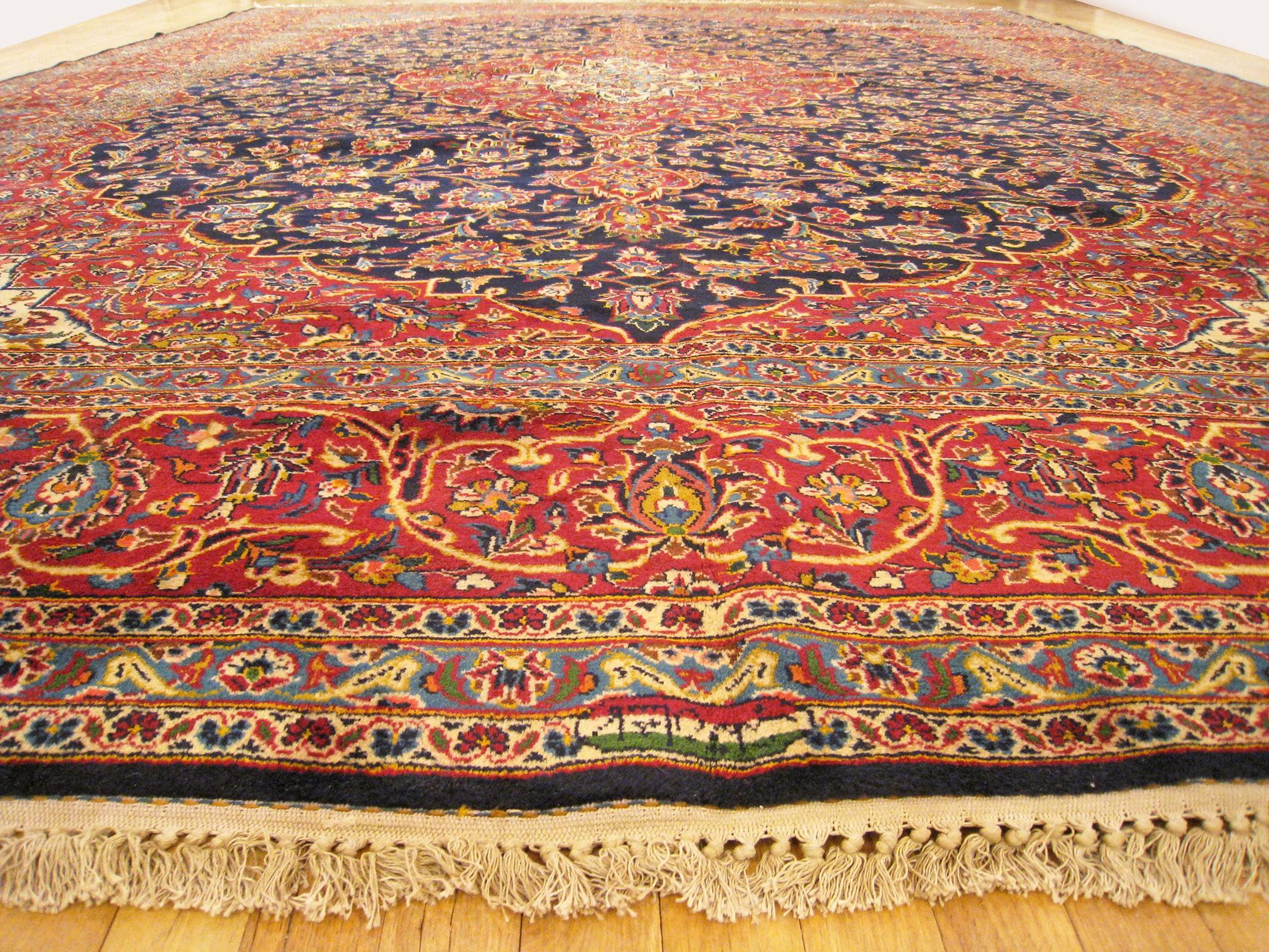 Vintage Persian Kashan Oriental Carpet, in Room size, with Central Medallion 5