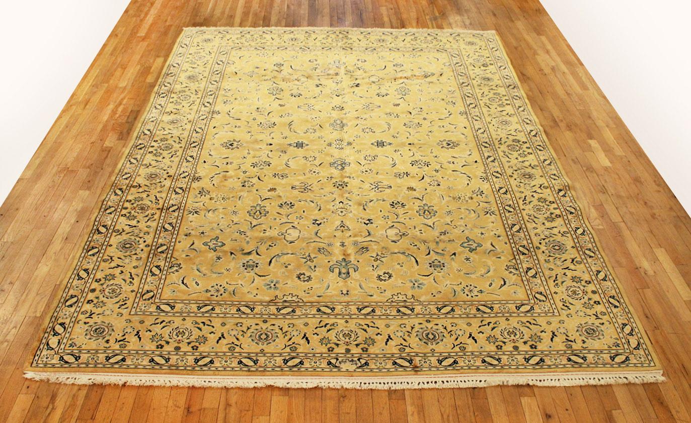 Vintage Persisch Kashan Orientteppich, in Zimmergröße

Ein außergewöhnlicher persischer Kashan-Teppich, ca. 1950, Größe 11,2