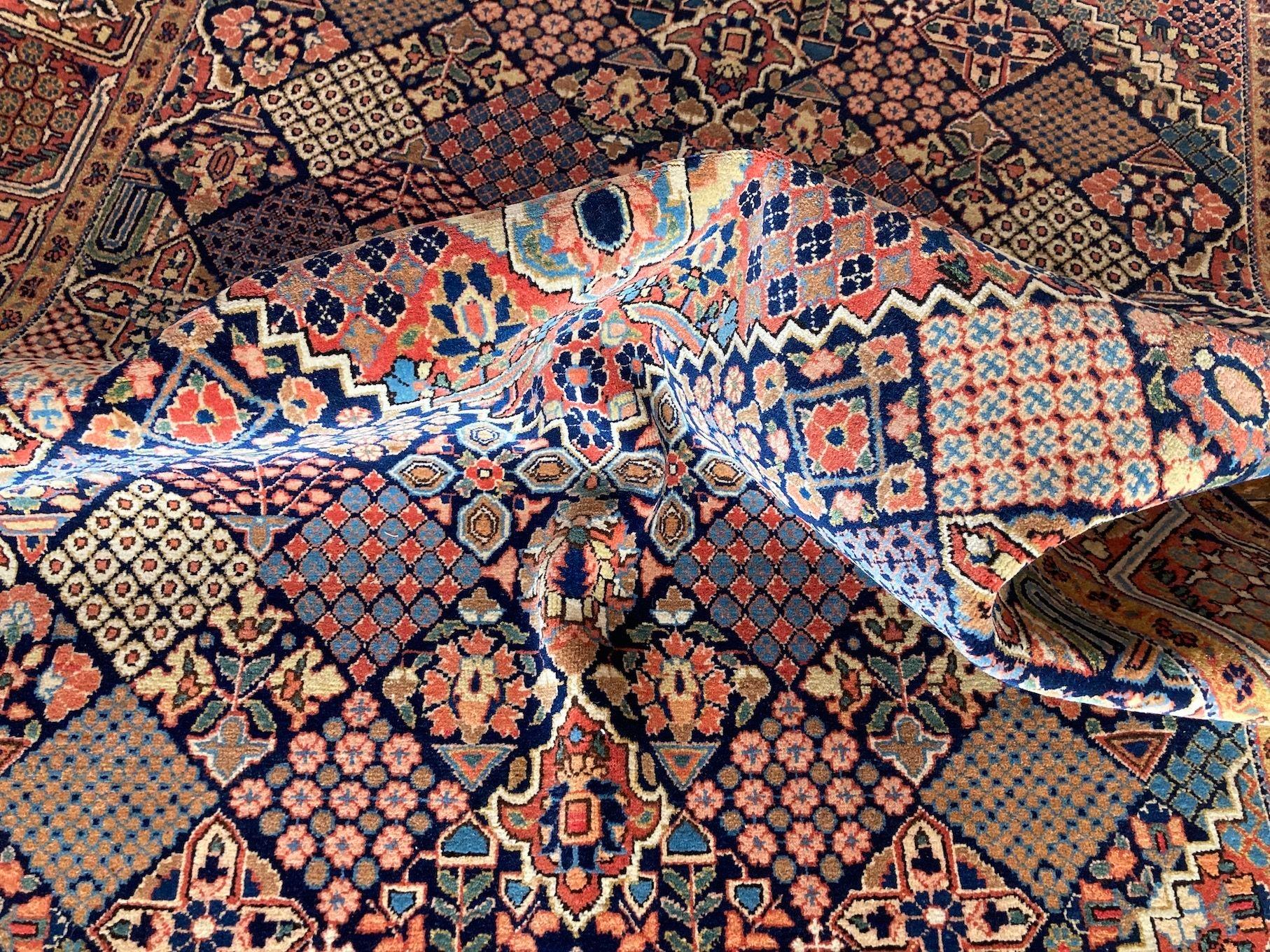 Persischer Kashan-Teppich im Vintage-Stil, 2,20 m x 1,35 m im Angebot 9