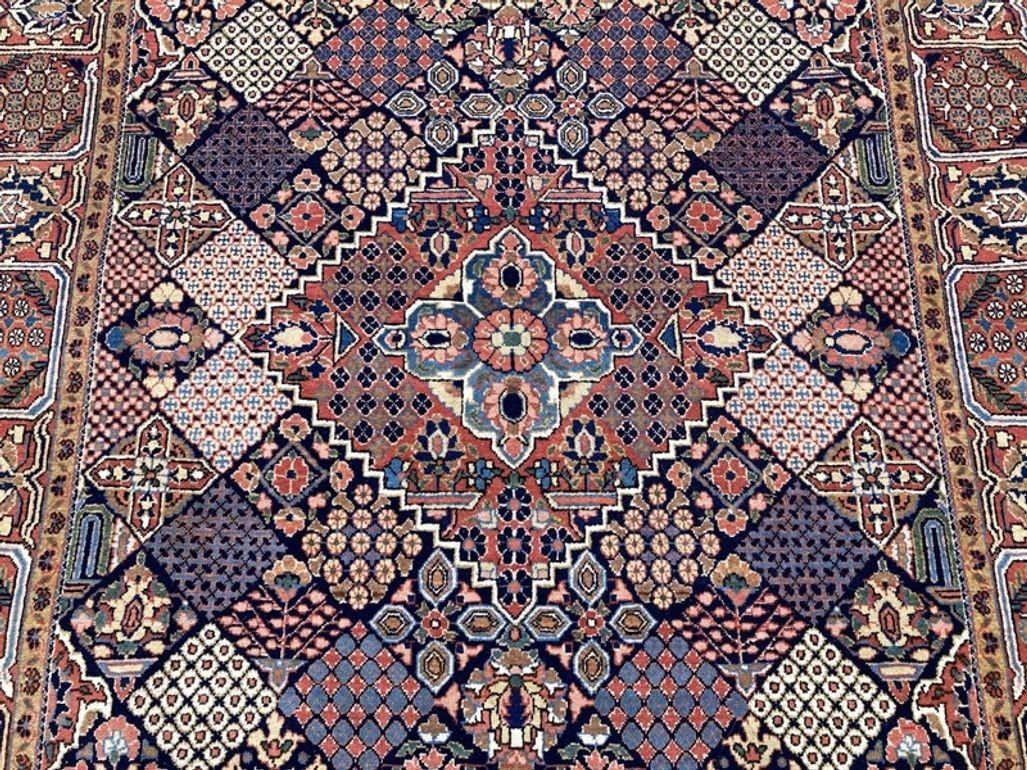 Persischer Kashan-Teppich im Vintage-Stil, 2,20 m x 1,35 m im Angebot 2