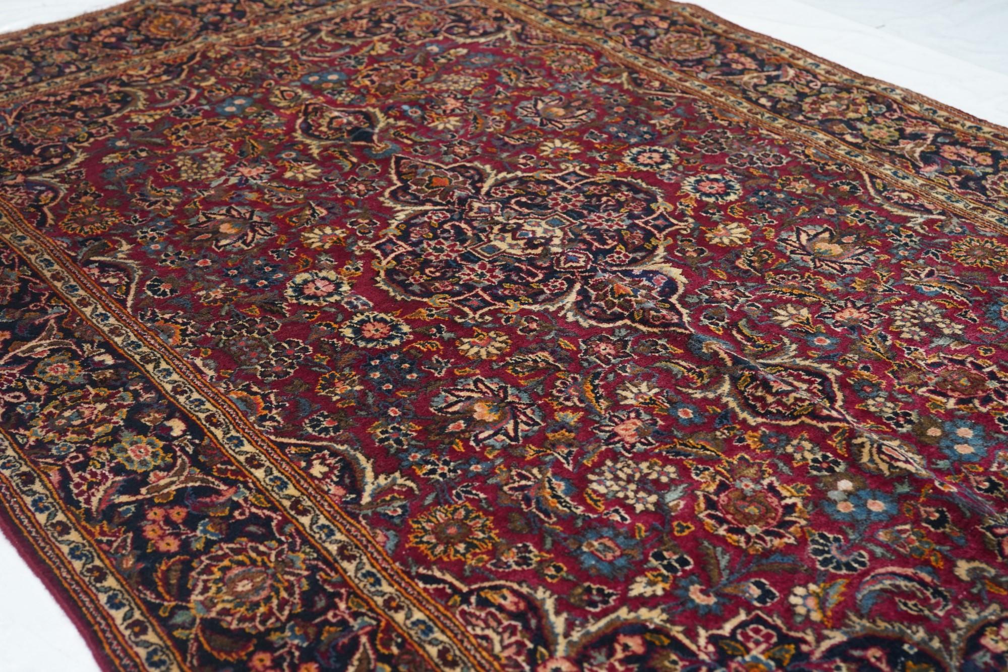 Laine Tapis persan Kashan vintage 4'3'' x 6'6'' en vente