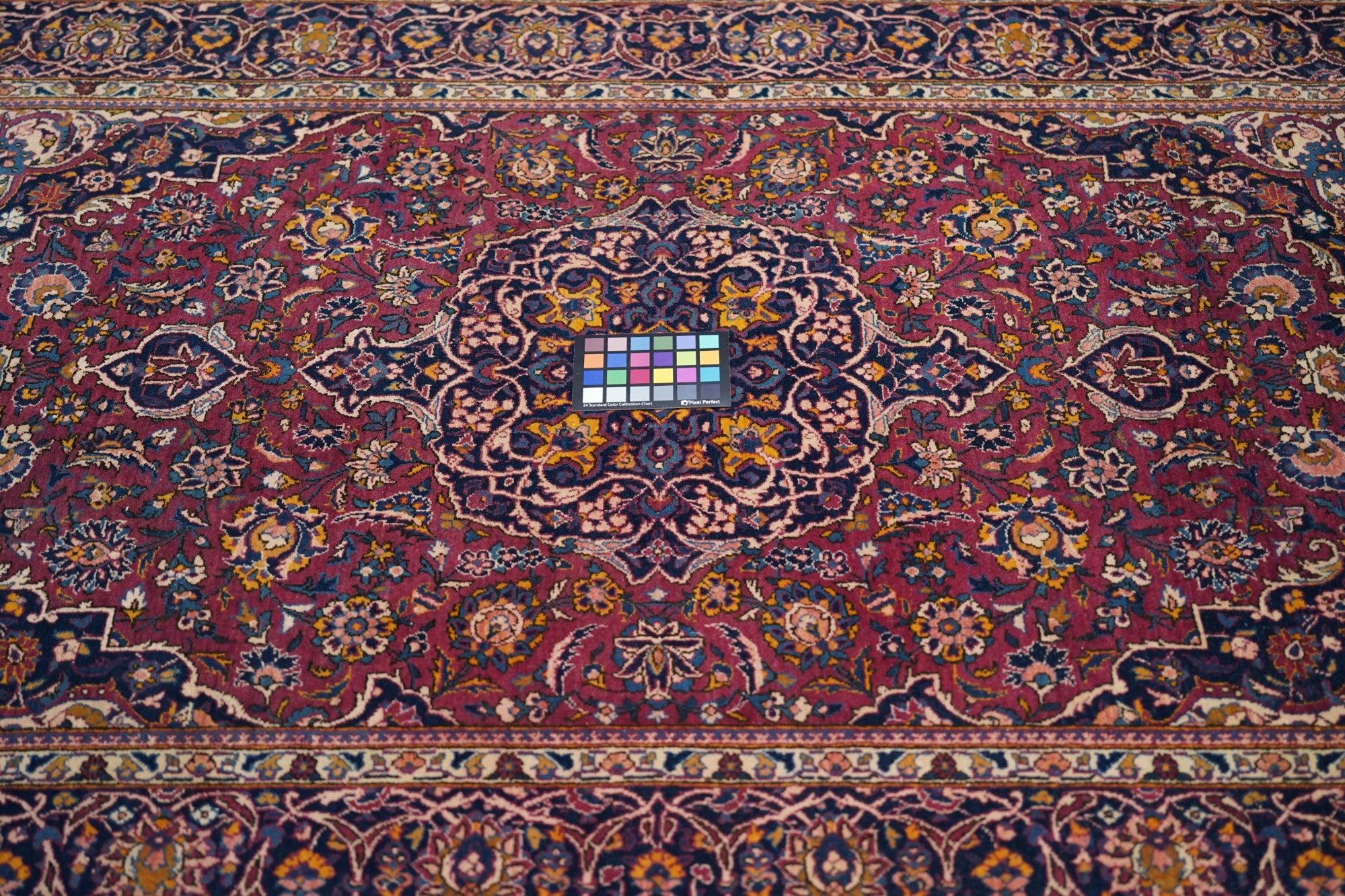 Persischer Kashan-Teppich im Vintage-Stil 4'4'' x 6'10'' im Angebot 1