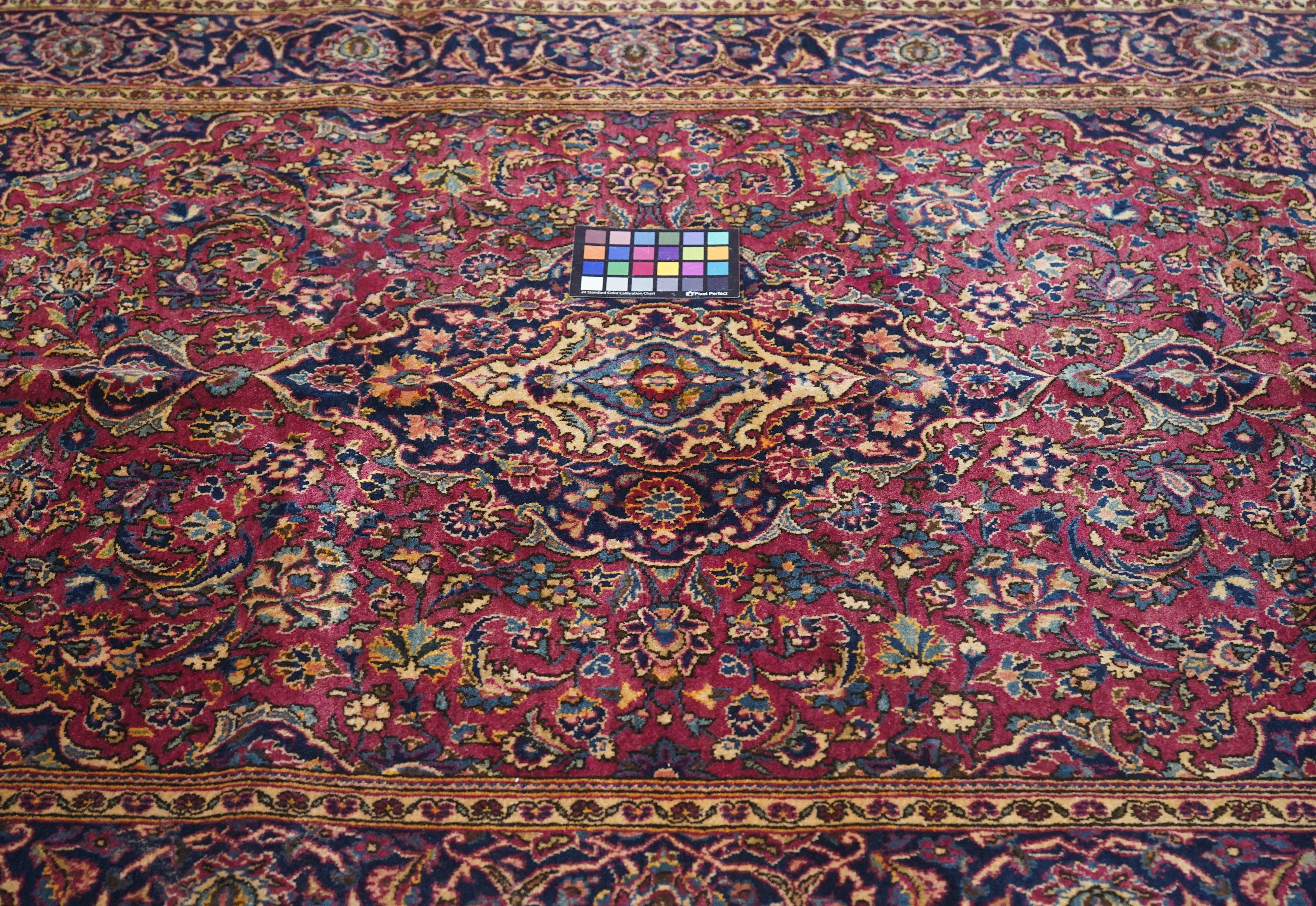 Persischer Kashan-Teppich im Vintage-Stil, 4'4'' x 6'7'' im Angebot 2
