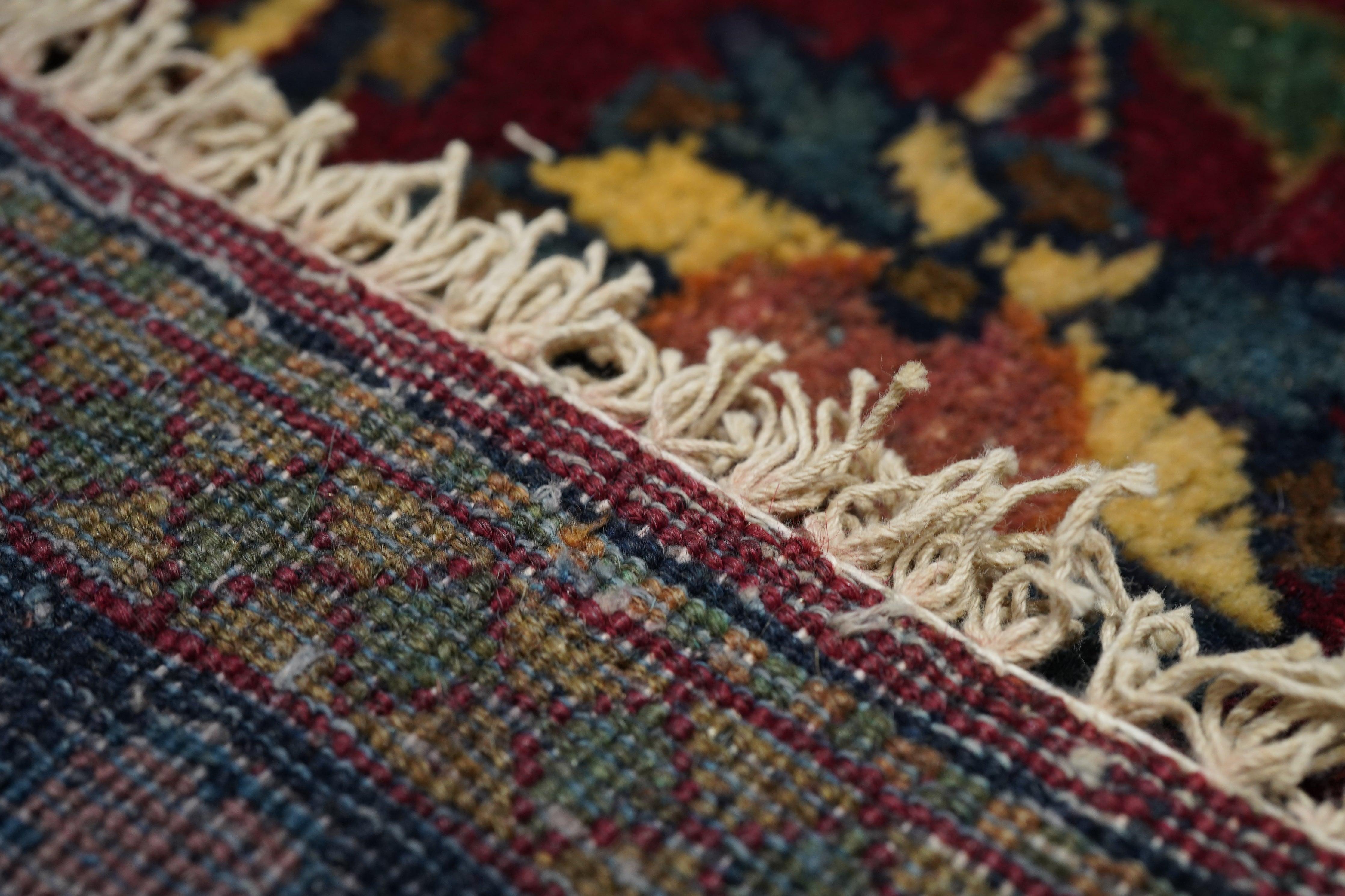 Vintage Persian Kashan Rug 4'6'' x 6'6'' For Sale 6