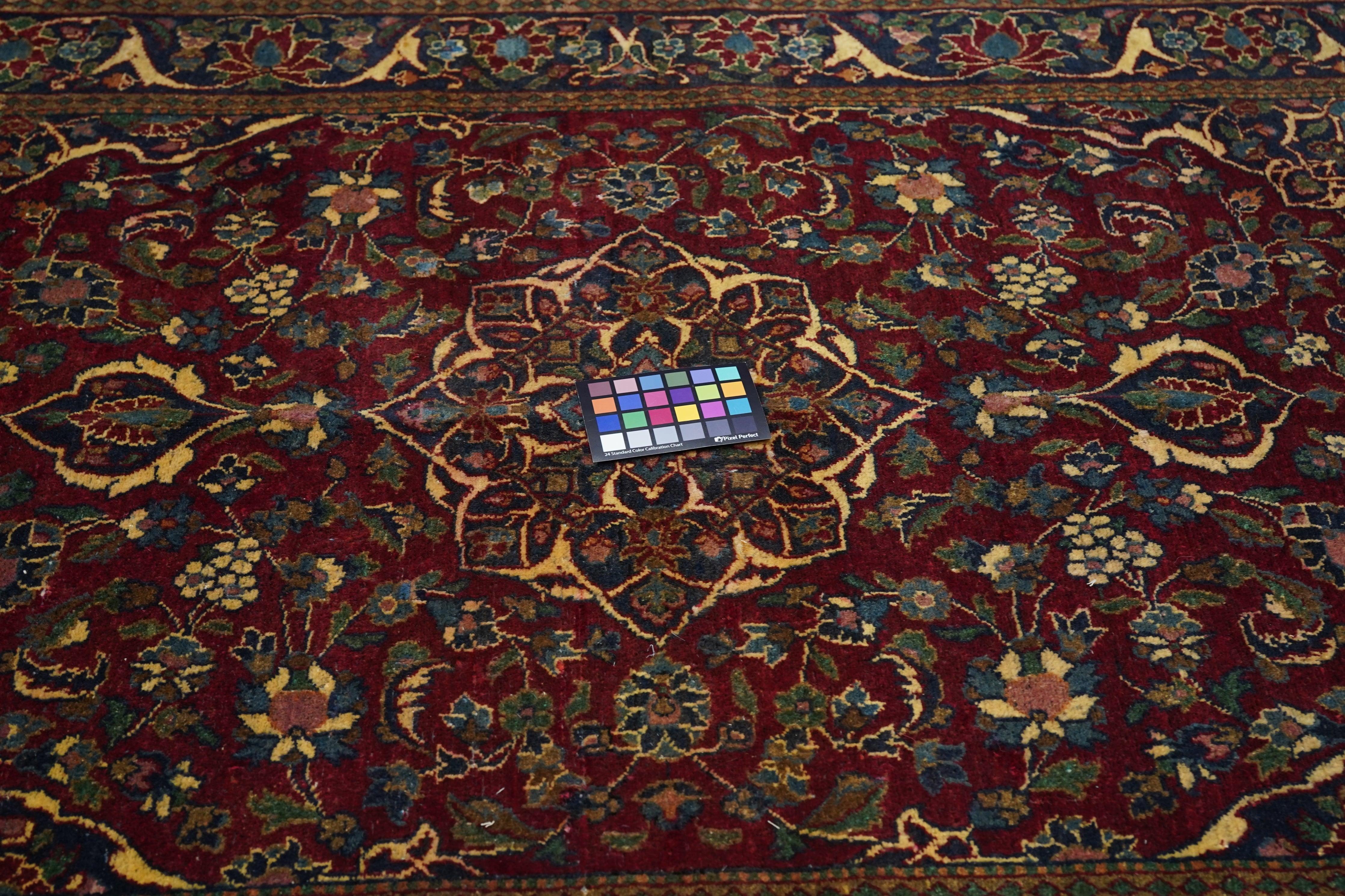 Vintage Persian Kashan Rug 4'6'' x 6'6'' For Sale 3