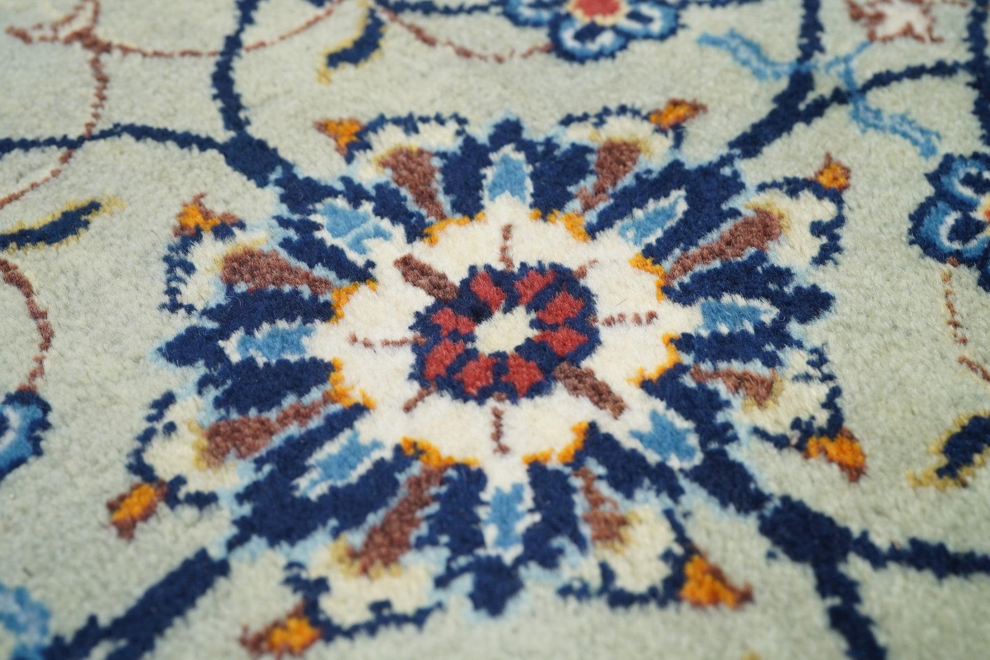Wool Vintage Persian Kashan Rug 7'3'' x 10'4'' For Sale