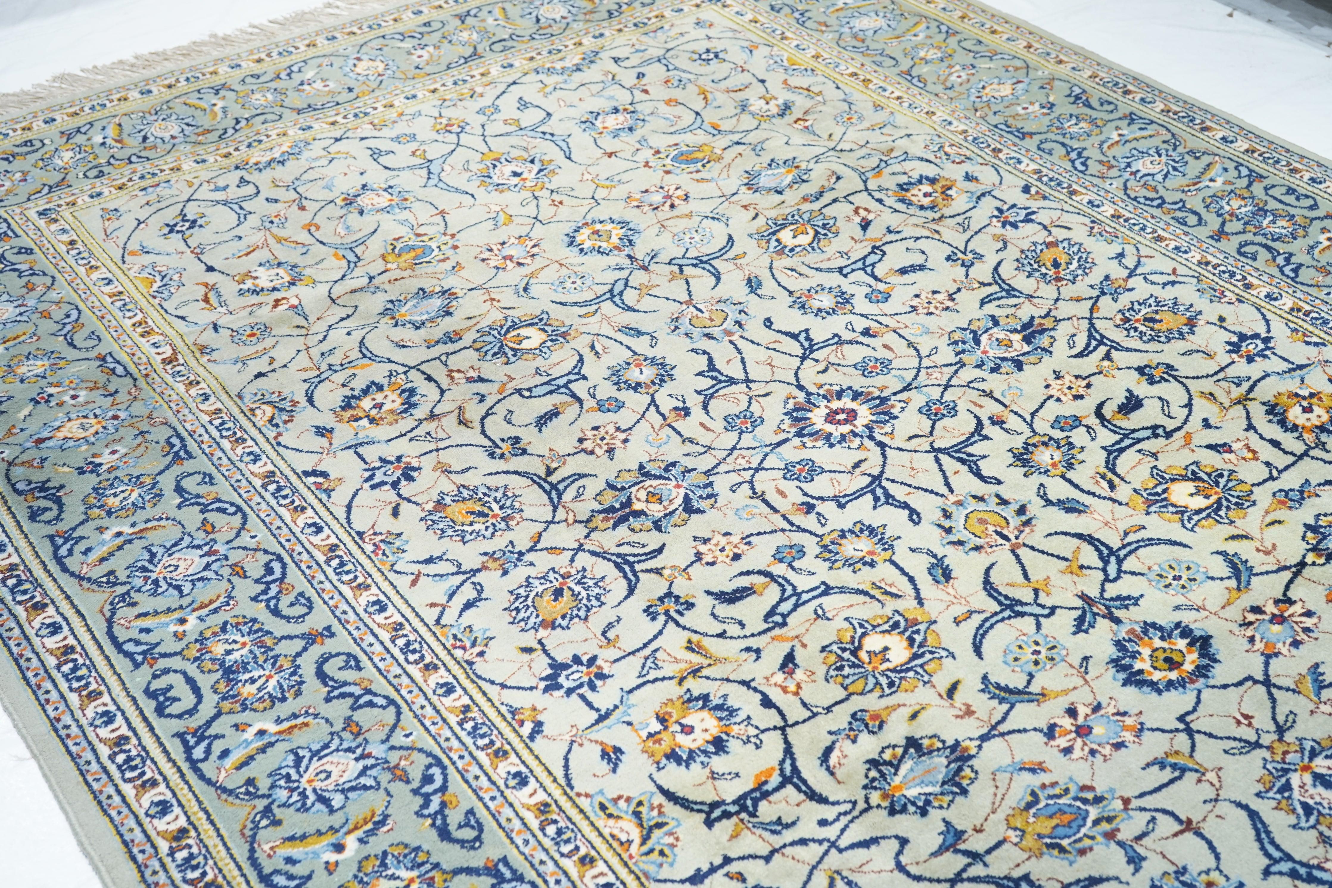 Vintage Persian Kashan Rug 7'3'' x 10'4'' For Sale 4
