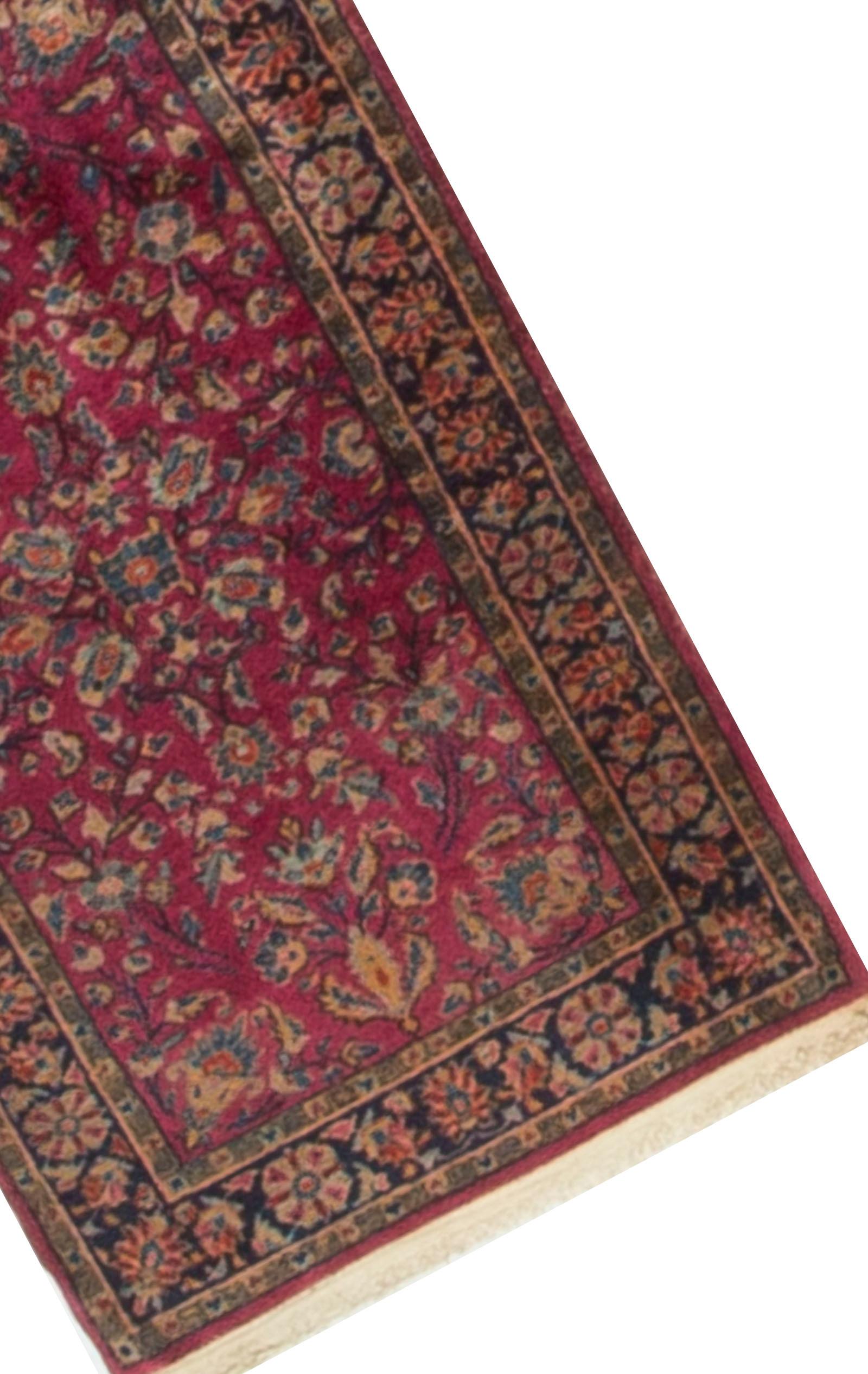 Tessuto a mano Tappeto persiano d'epoca Kashan Circa 1920 2'1 x 3'10 in vendita