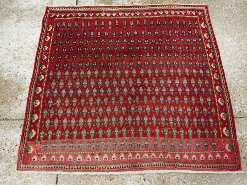 Ein alter persischer Kaschan-Teppich aus dem zweiten Viertel des 20. Jahrhunderts mit einem Allover-Muster aus Boteh. Boteh wird auf den europäischen und westlichen Märkten auch als Paisleymuster bezeichnet.