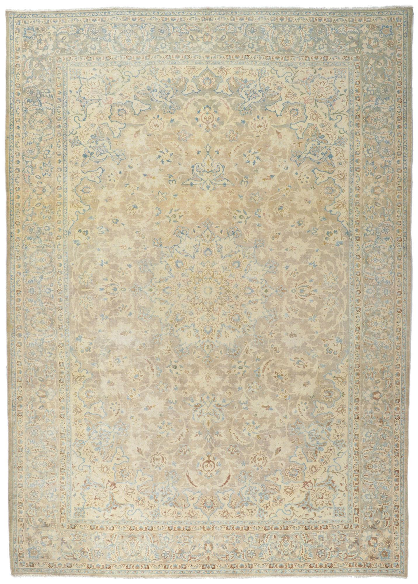 Vintage Persian Kashan Rug, Laid-Back Luxury Meets Relaxed Coastal Elegance For Sale 6