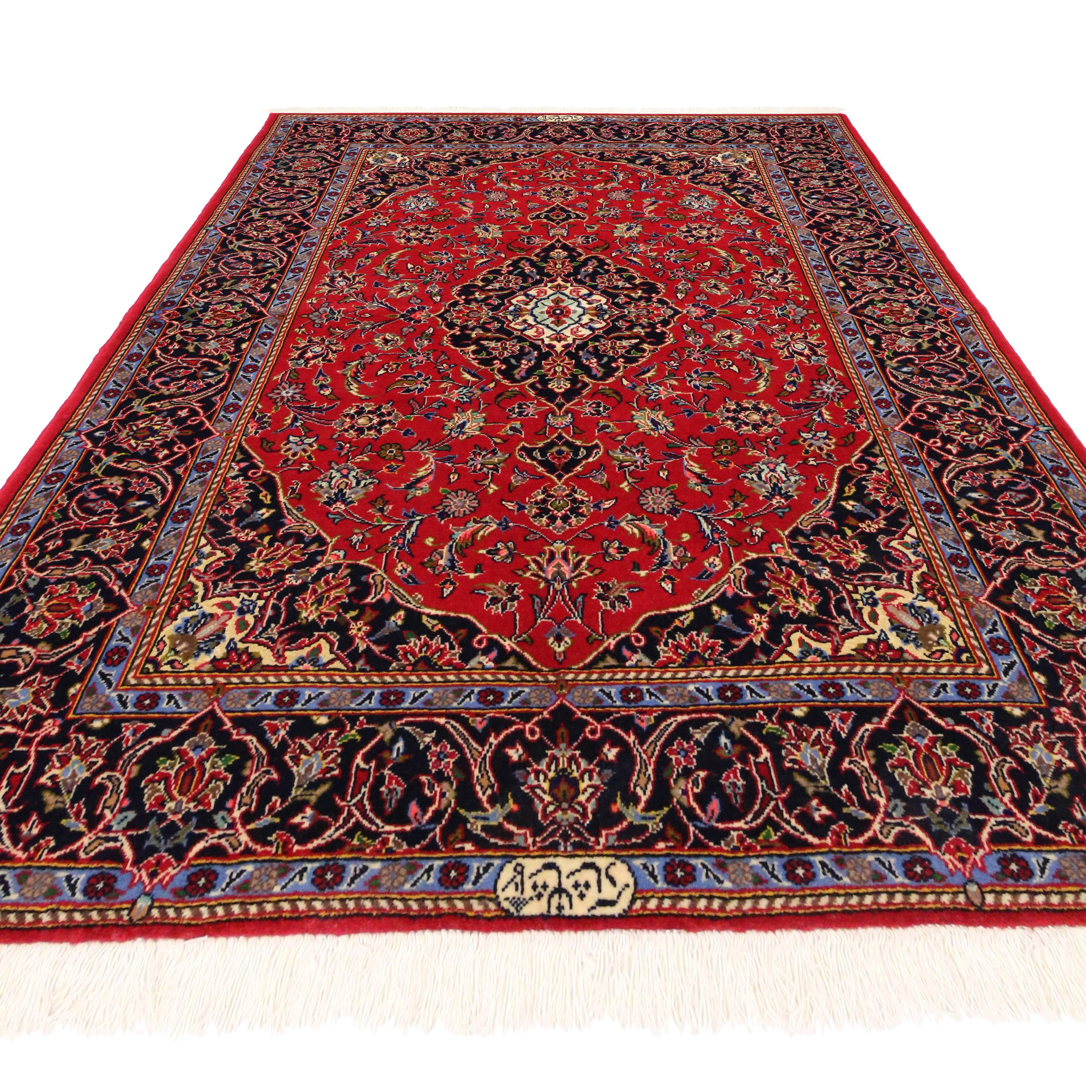 Hand-Knotted Vintage Persian Kashan Rug with Modern Traditional Style