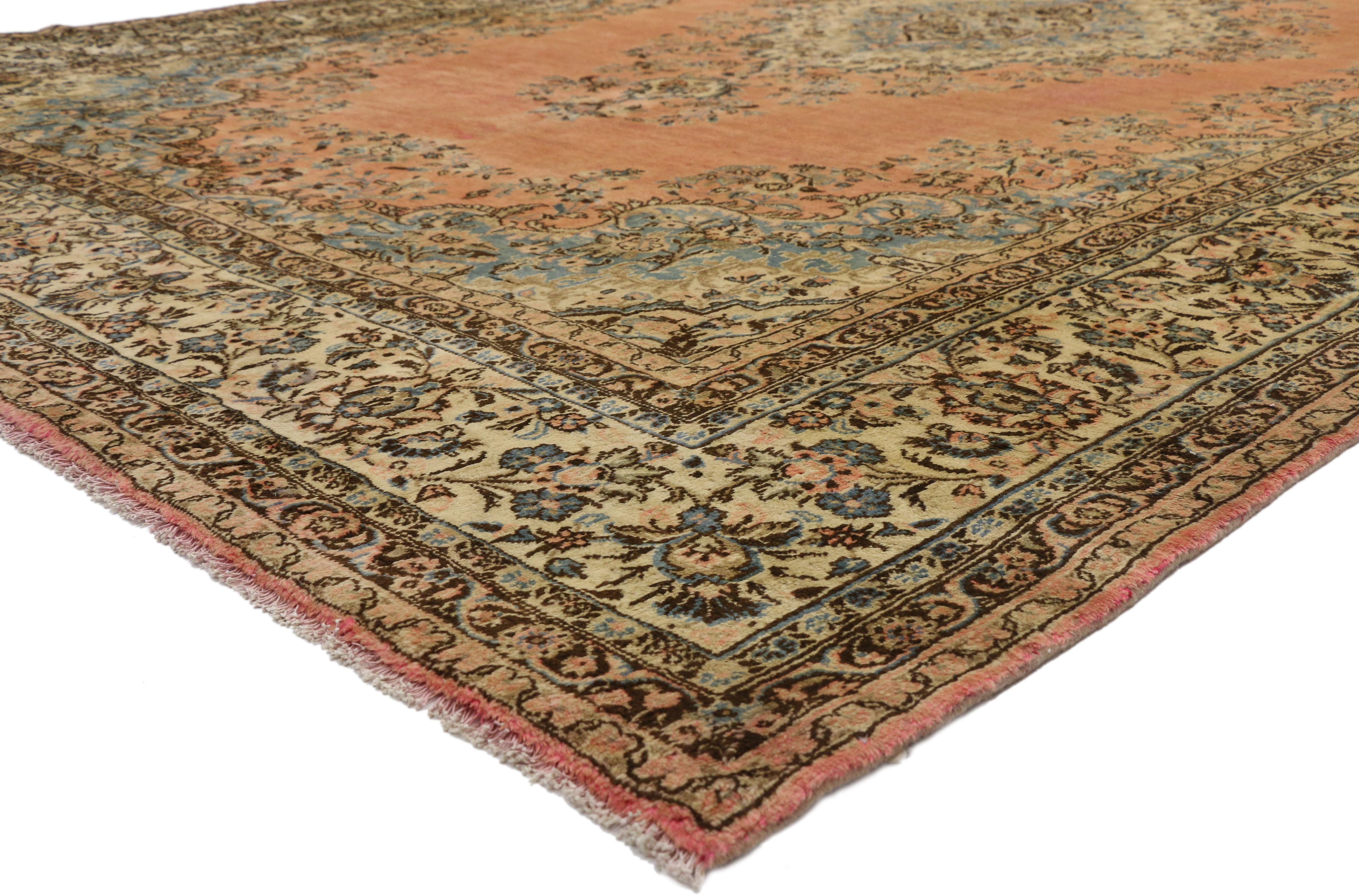 76540, vintage Persian Kasvin Hamadan rug with Kerman Design and French Provincial style. This hand-knotted wool vintage Persian Kasvin Hamadan rug with Kerman style features dainty floral sprays around a lobed medallion on an abrashed field. A