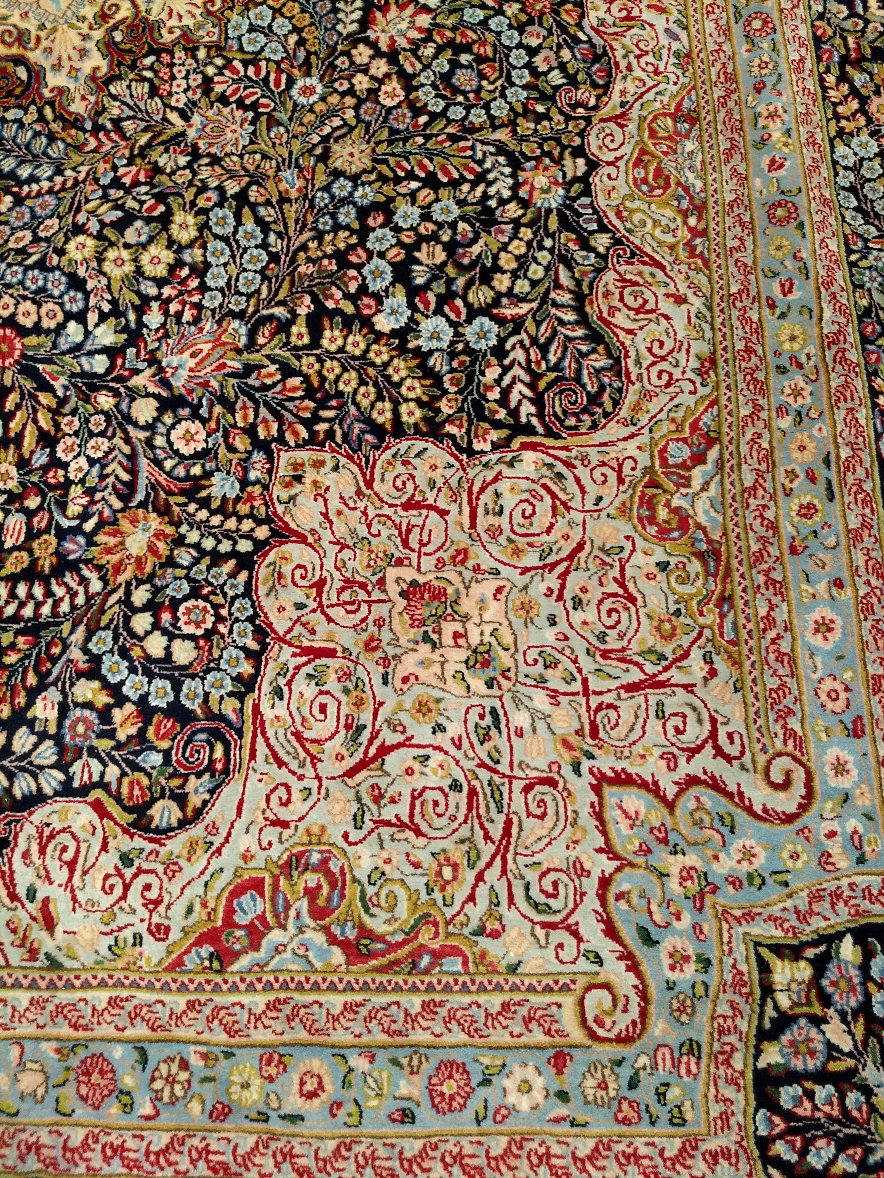 Persischer Kerman Lavar Vintage in Millefleur-Blumenmuster in Blau, Elfenbein, Rot im Angebot 6