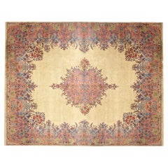 Persischer Kerman- orientalischer Vintage-Teppich, Zimmergröße, mit zentralem Medaillon
