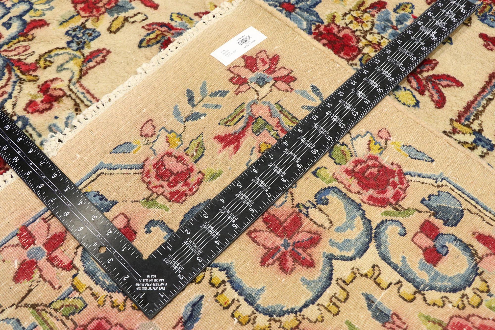 Tapis persan vintage de taille palais Kerman, tapis persan Kirman Bon état - En vente à Dallas, TX