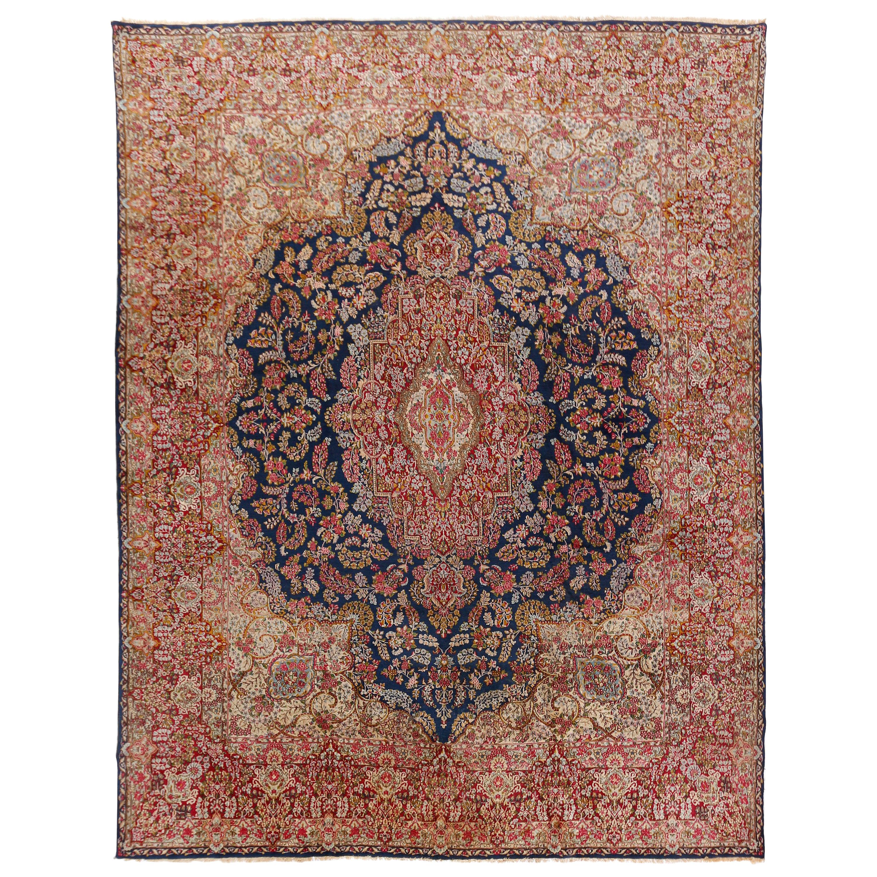 Vintage Persian Kerman Rug Carpet, circa 1920, 9'7 x 12'7 For Sale