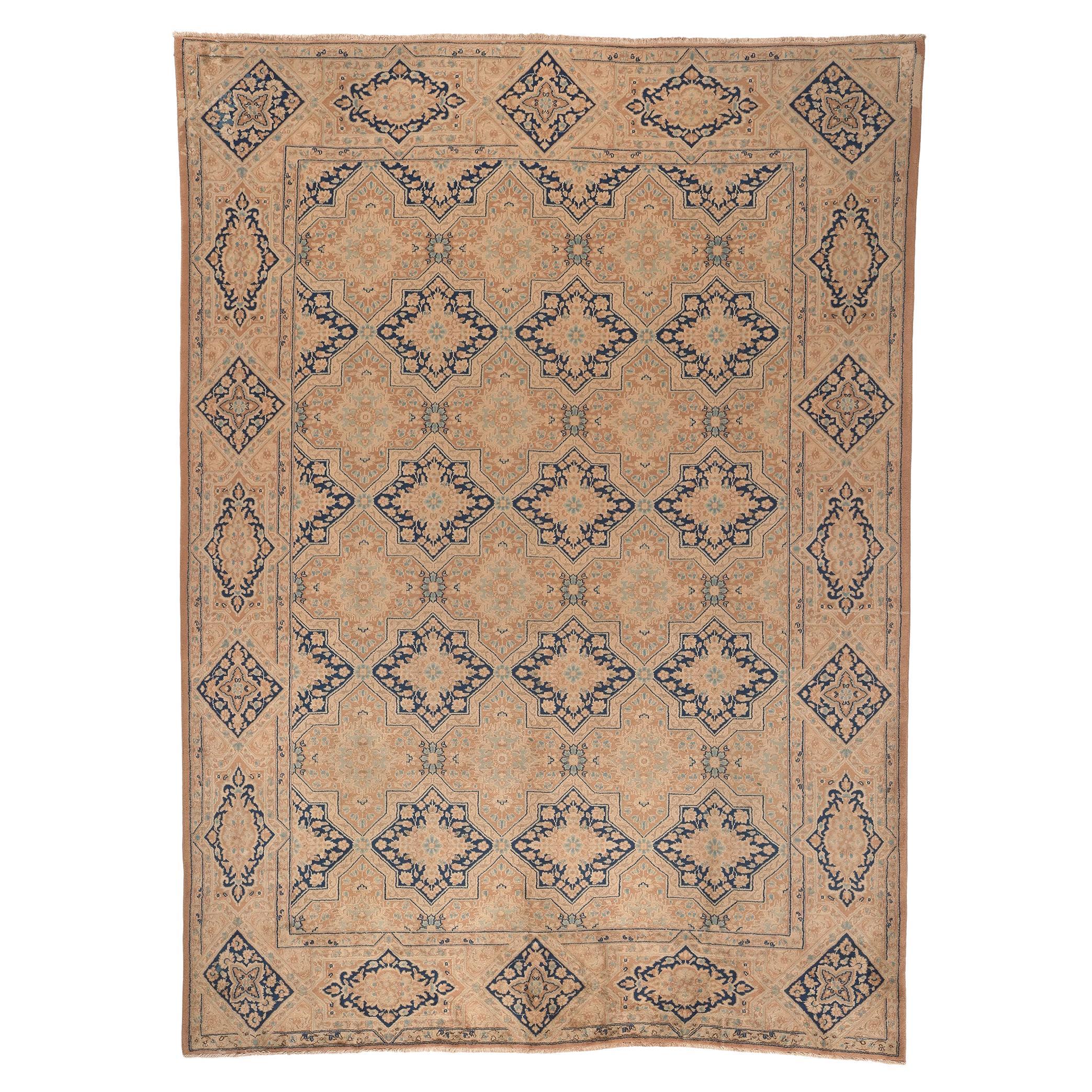 Tapis persan vintage de Kerman avec style traditionnel et bordure en cartouche