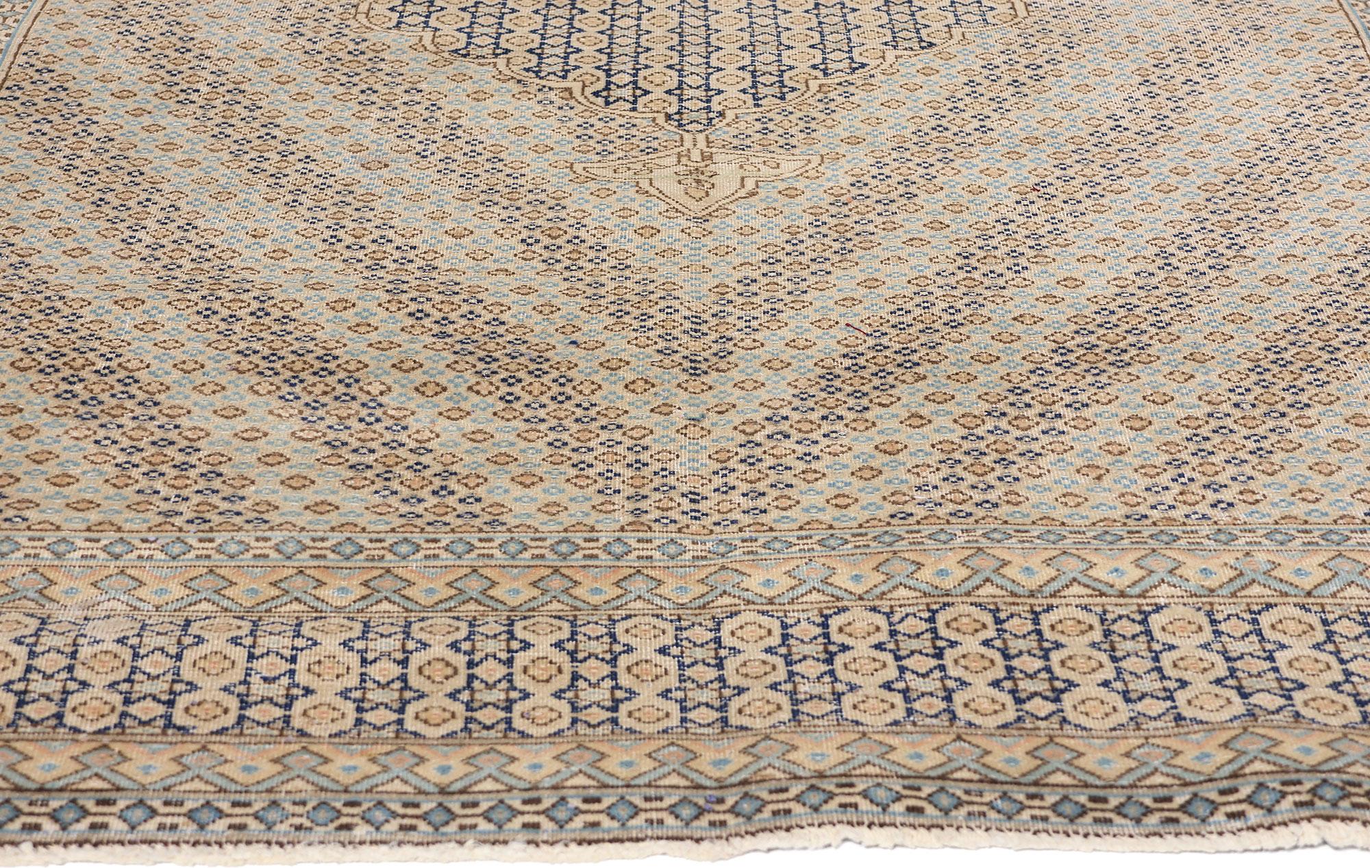 Persiano Tappeto persiano Kerman del 1950 con stile rustico moderno in vendita