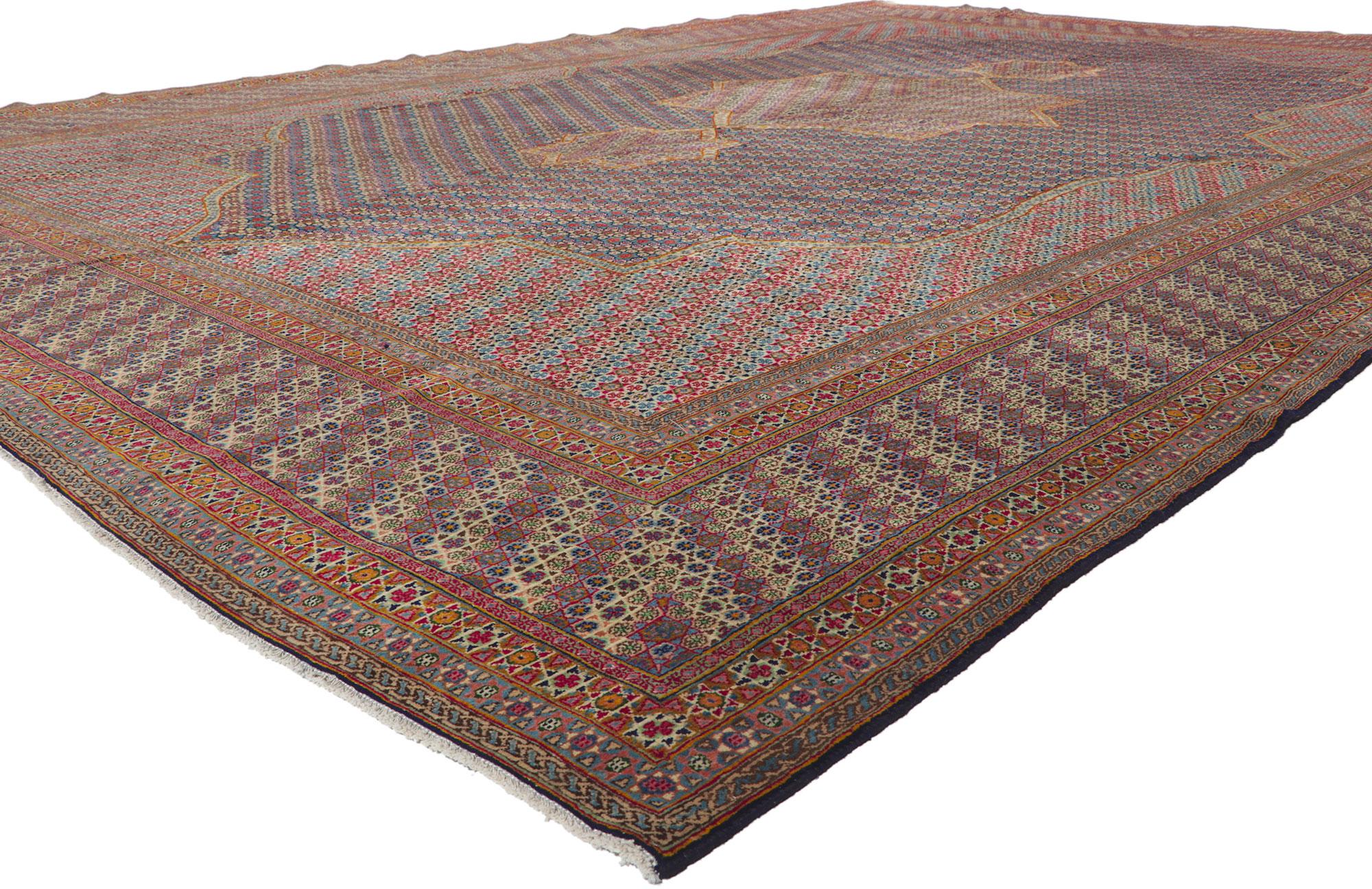61211 Vintage Persisch Kerman Teppich, 11'06 x 16'02. Dieser handgeknüpfte persische Kerman-Teppich aus Wolle mit kunstvollen Details und ausgewogener Symmetrie ist ein echter Hingucker. Die Verzierungen im Khatamkari-Stil allein sind schon