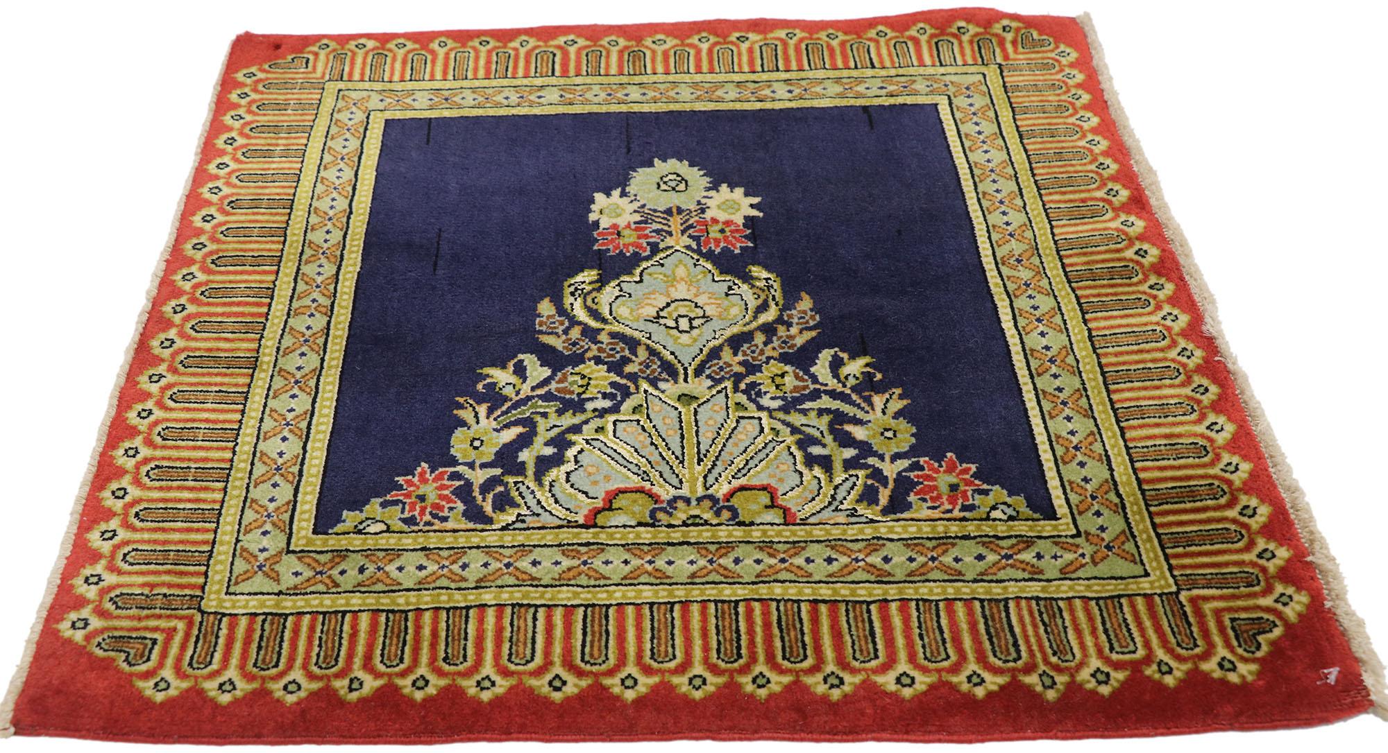 Kirman Vintage Persian Kerman Rug with Neoclassical Style For Sale