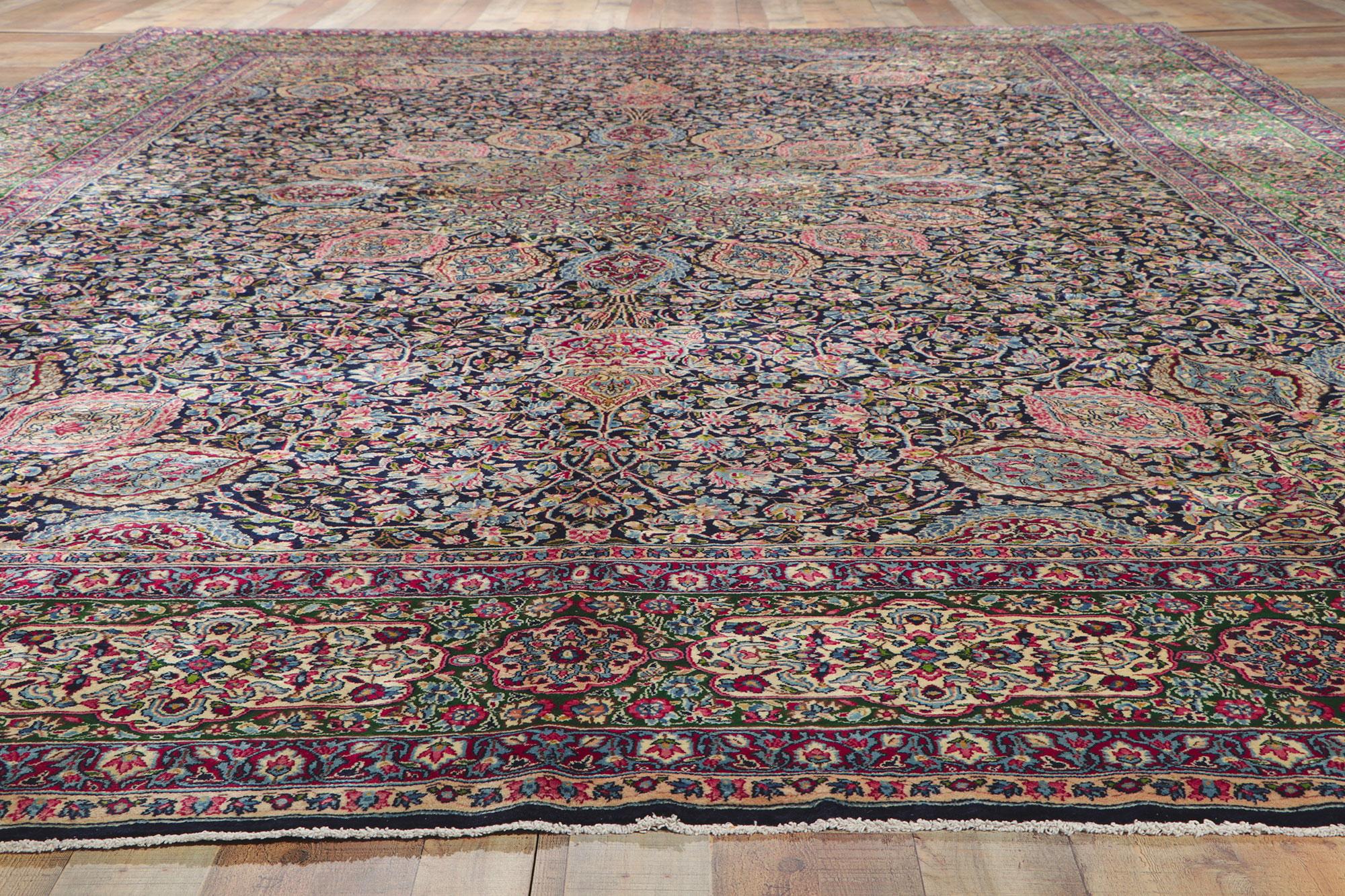 Persischer Kirman-Teppich von 1960, 11'02 x 16'03 (Wolle) im Angebot