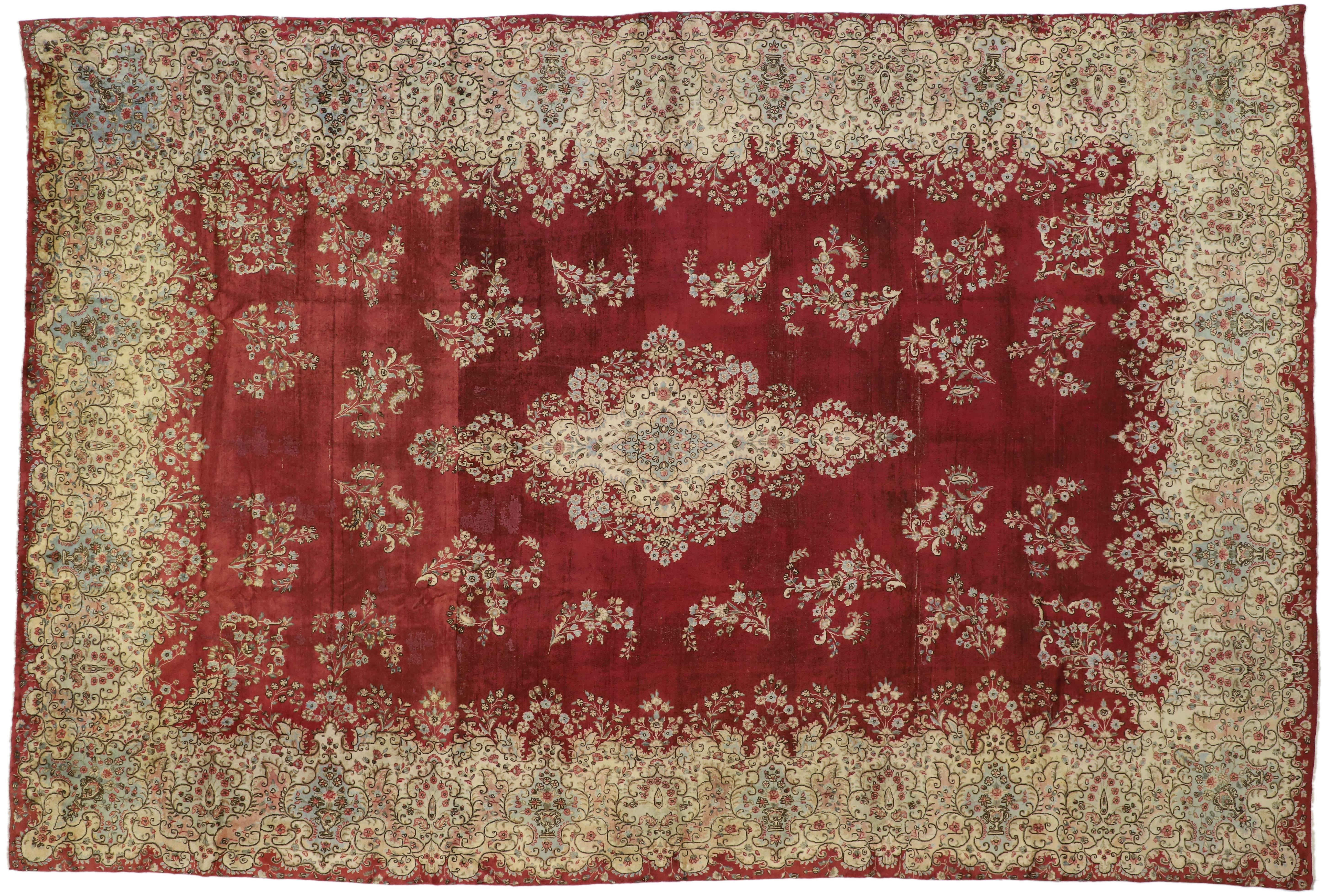 Vintage Persian Kerman Rug with Victorian Style For Sale 3