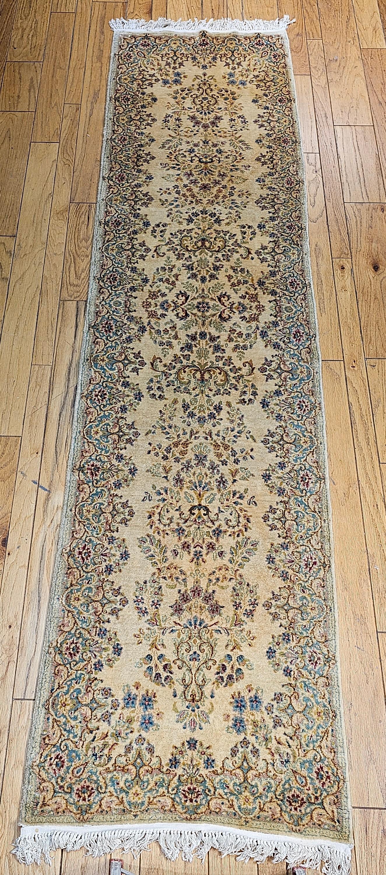 Persischer Kerman-Läufer, Vintage im Angebot 4