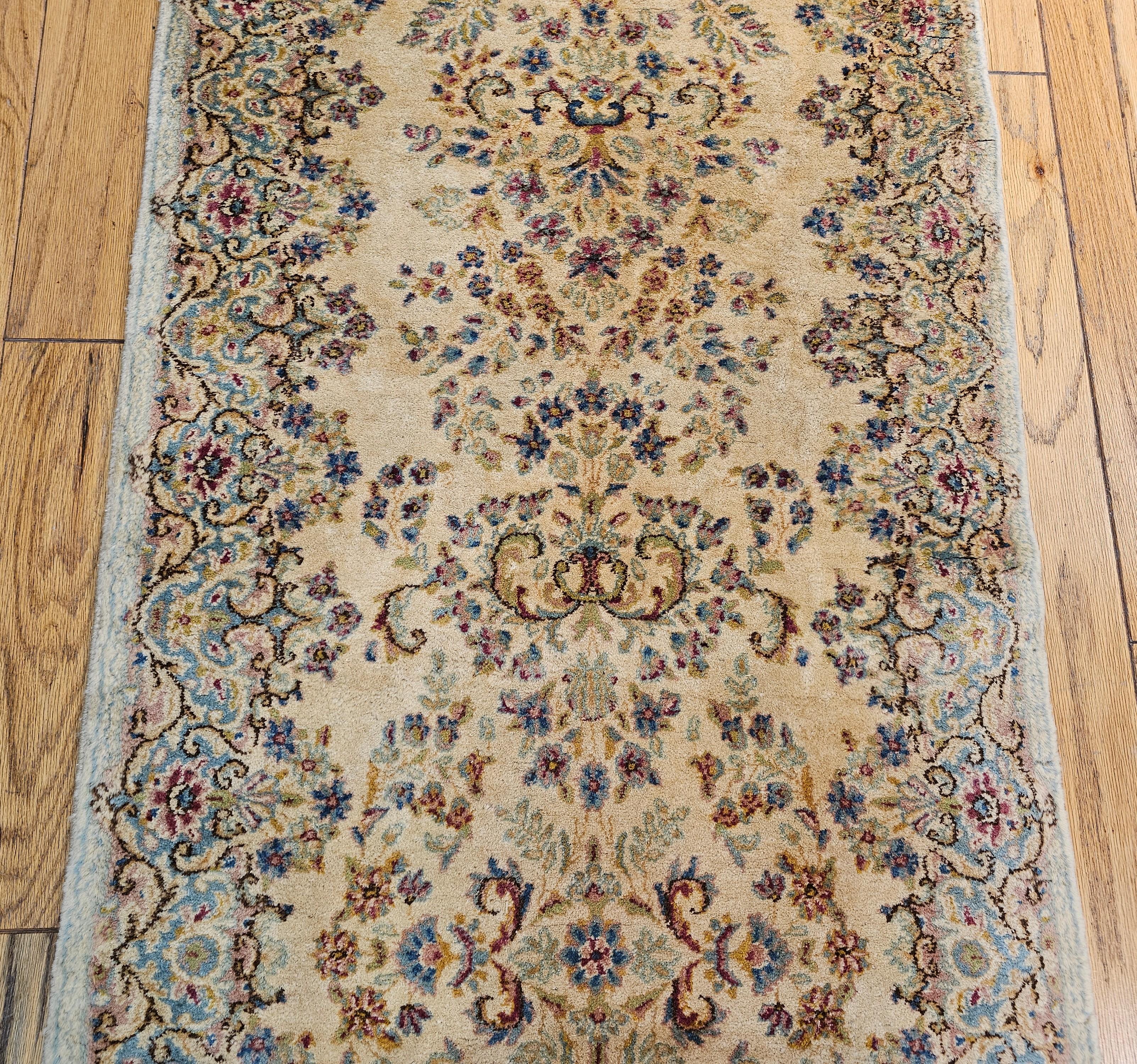 Persischer Kerman-Läufer, Vintage (19. Jahrhundert) im Angebot