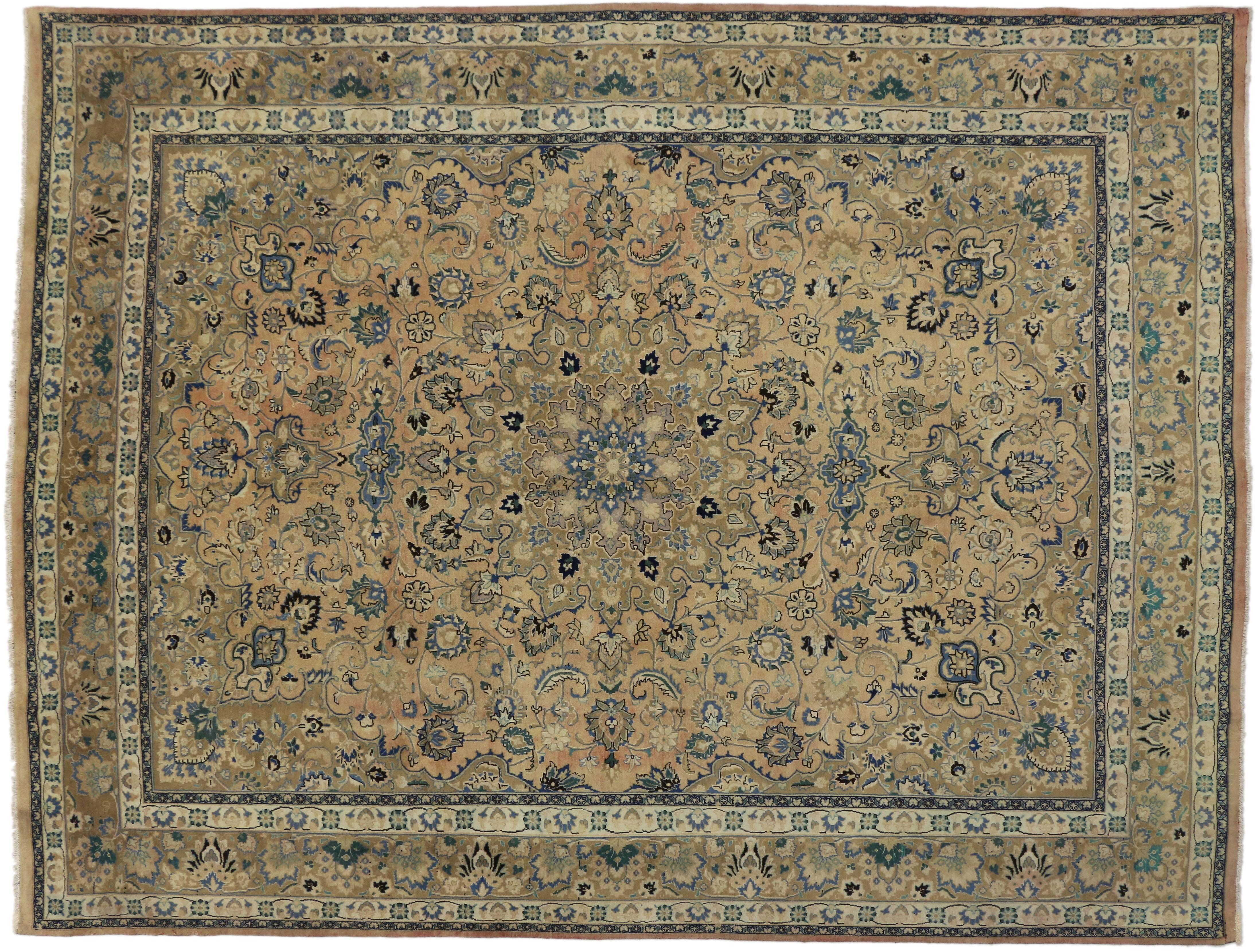 20th Century Vintage Persian Khorassan Rug with Traditional Style For Sale