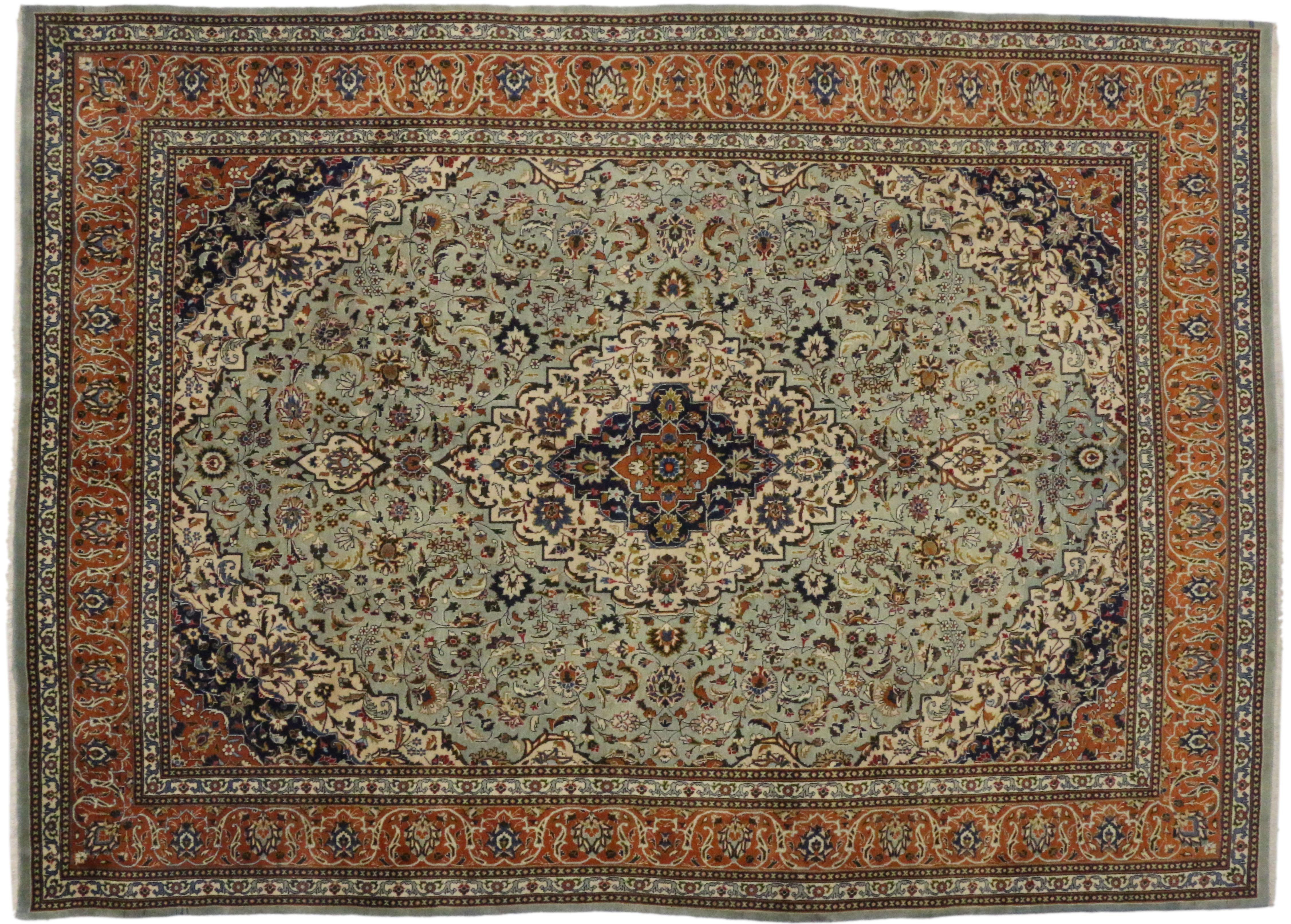 20th Century Vintage Persian Khorassan Rug with Traditional Style For Sale