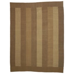 Tapis Kilim persan vintage avec style moderne du milieu du siècle, tapis à tissage plat