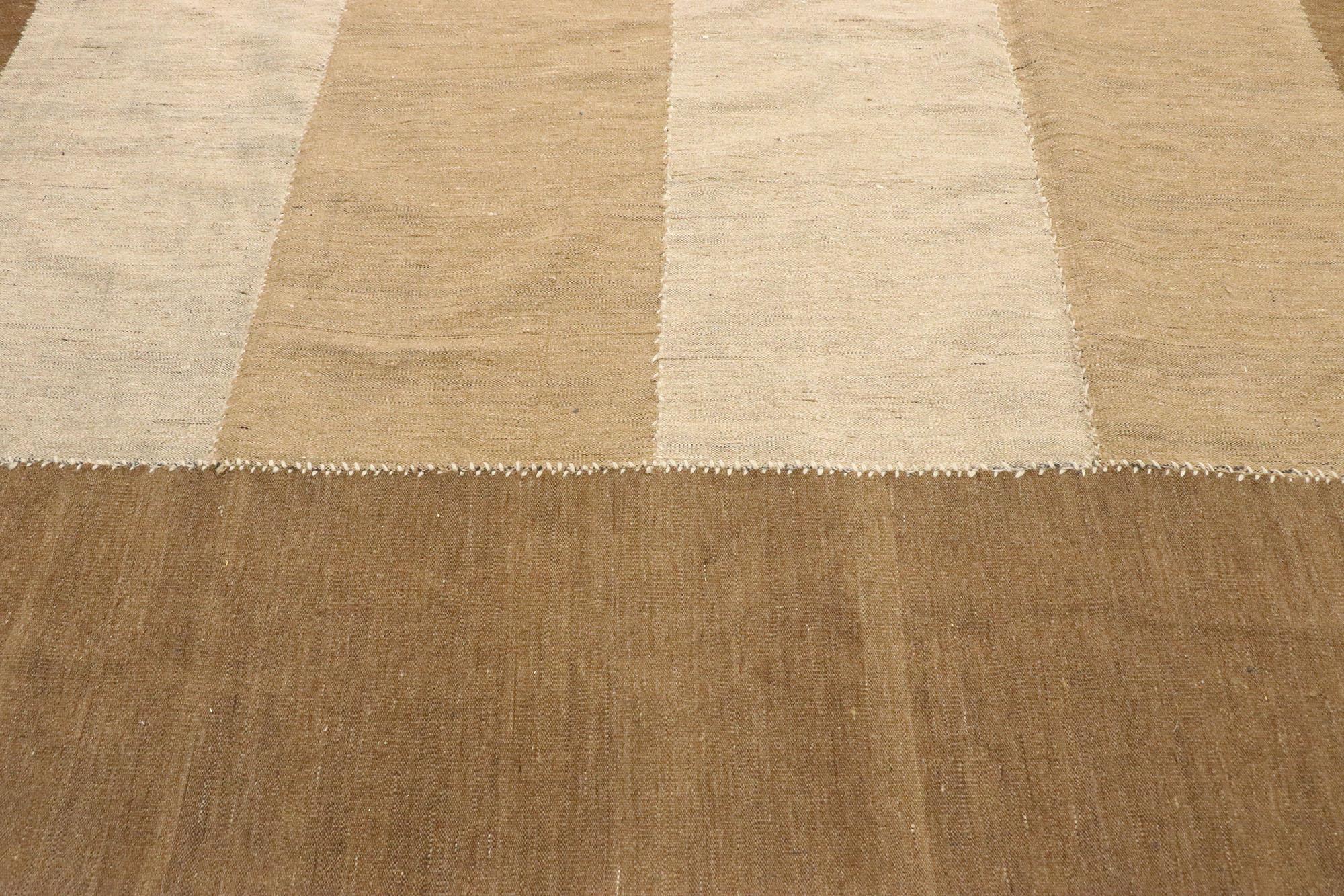 Hand-Woven 1960's Earth-Tone Persian Mazandaran Carpet with Modern Style For Sale