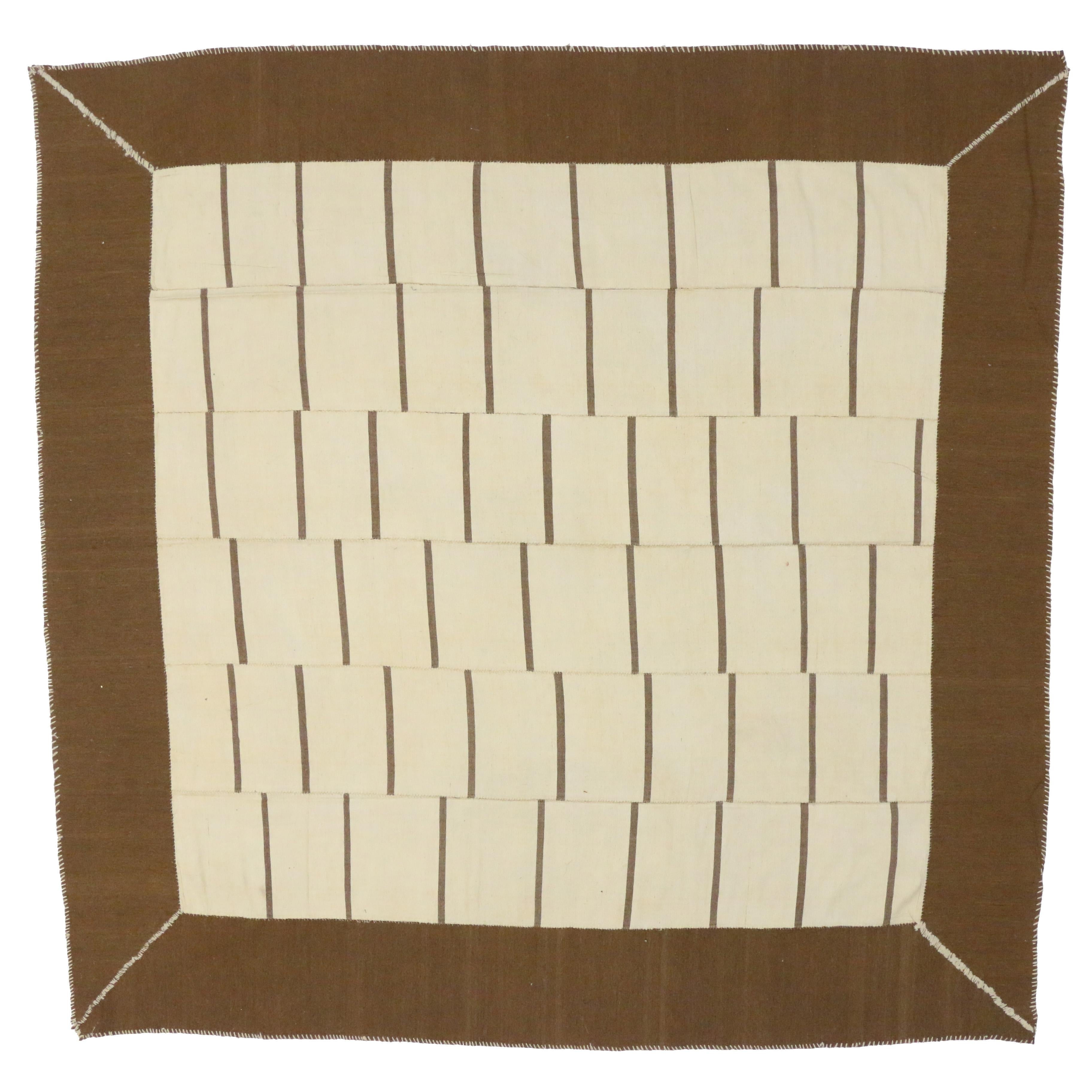 1960's Earth-Tone Persian Mazandaran Kilim Carpet with Modern Style For Sale 1