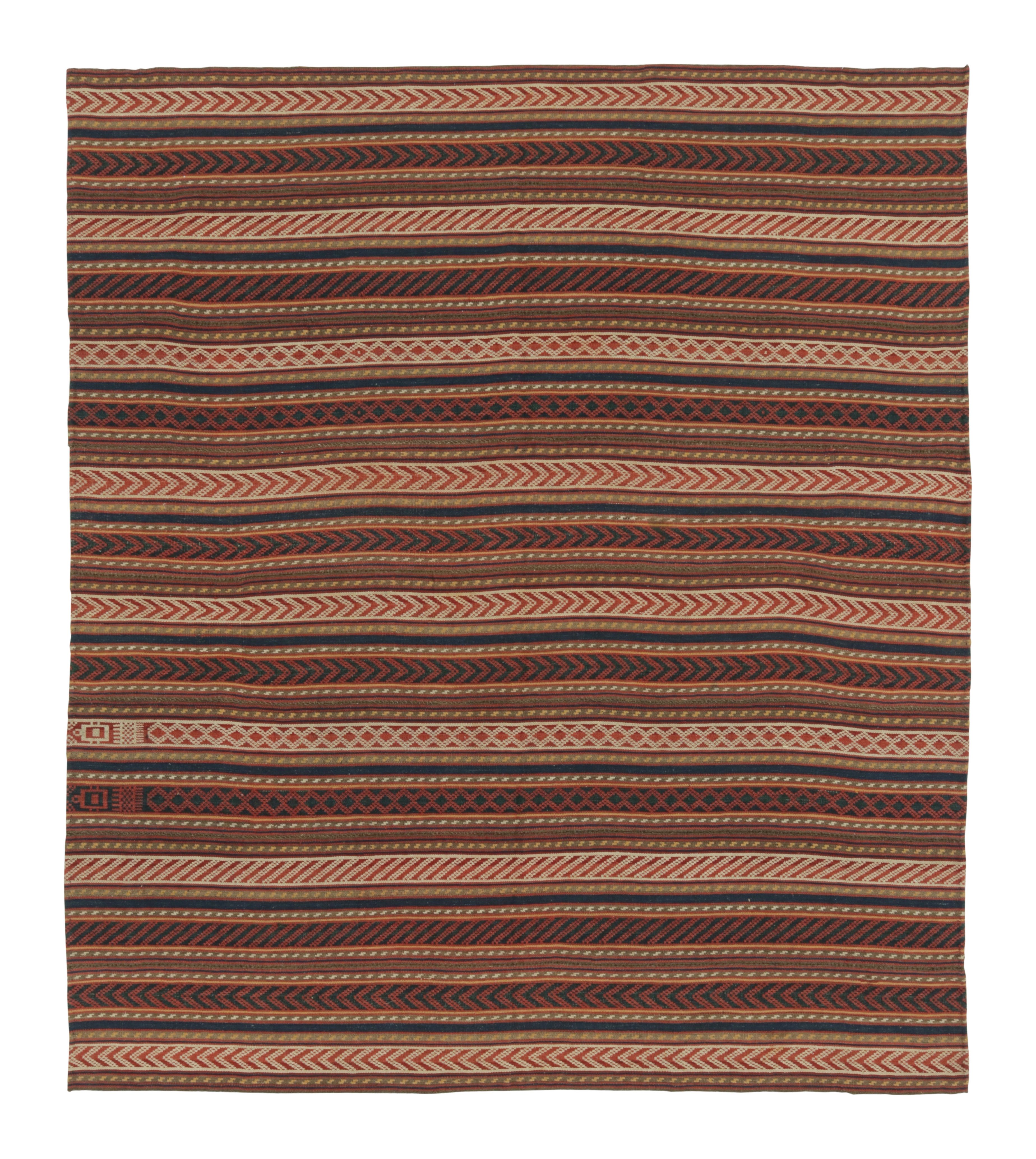 Persischer Vintage-Kilim, braun mit lebhaften geometrischen Streifen - Rug
Kilim