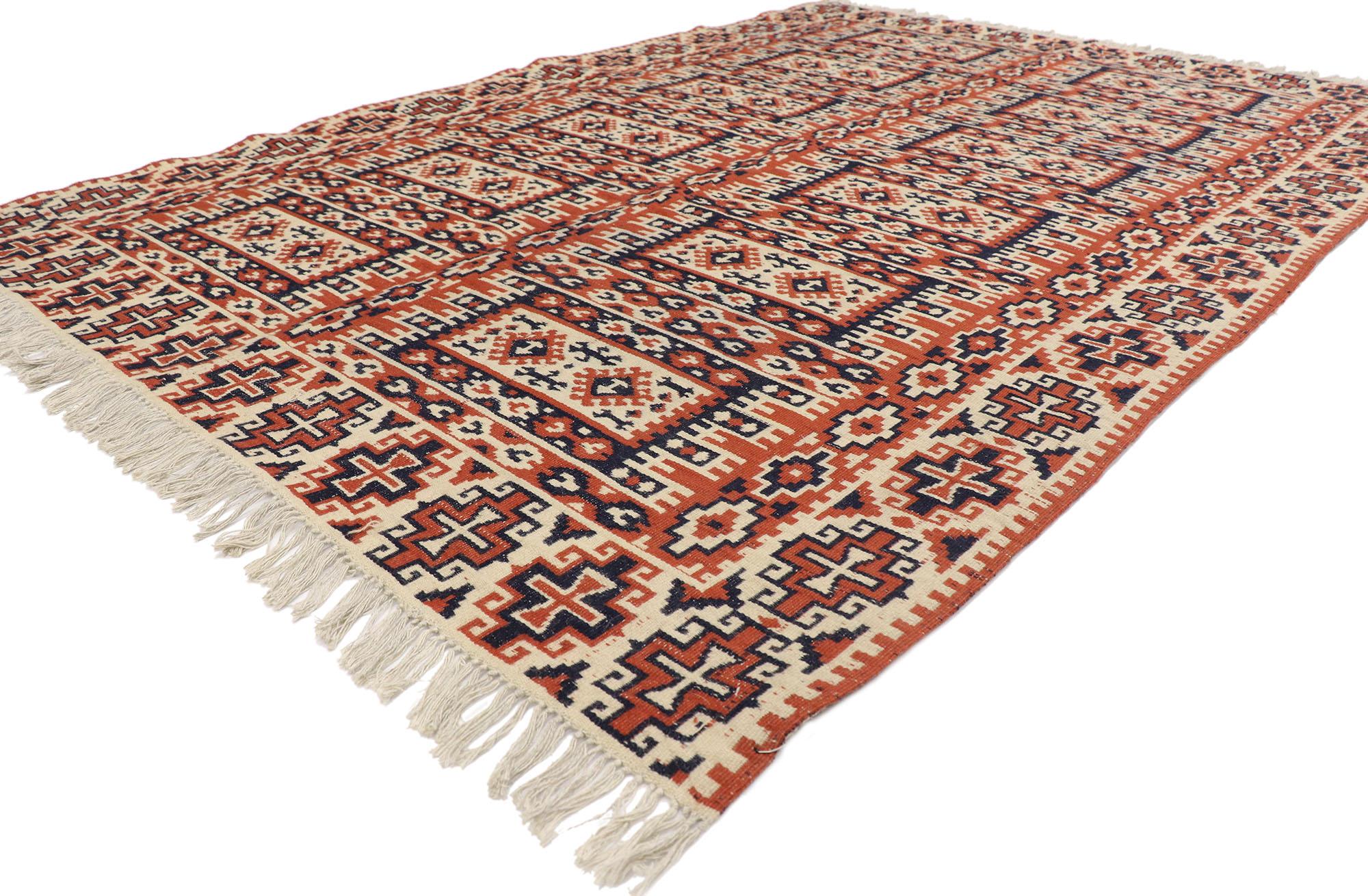 77939 Vintage Persian Kilim Rug with Tribal Style, 04'07 x 09'00.
 