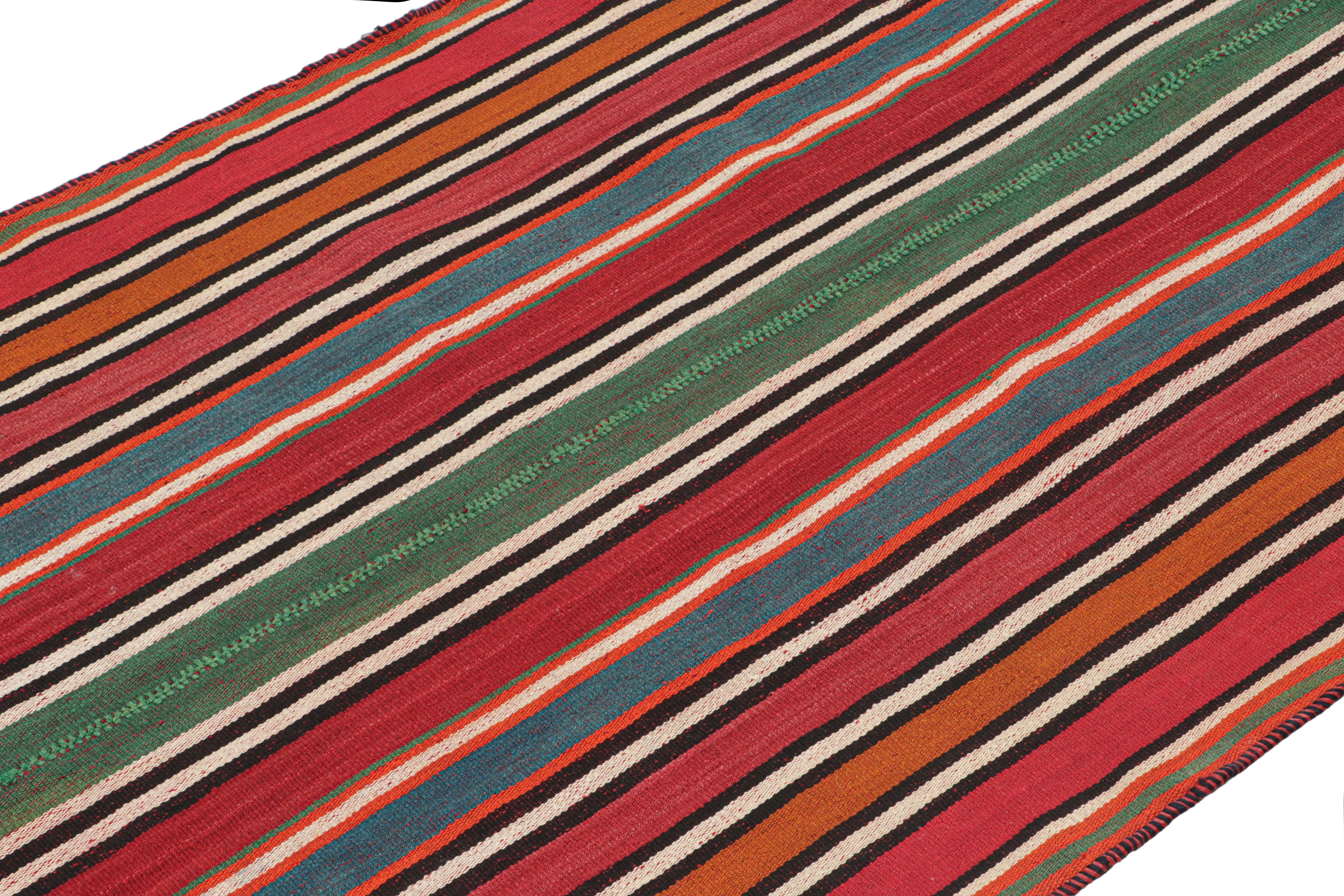 Persischer Kelim in polychromen Streifen von Teppich & Kilim (Handgeknüpft) im Angebot