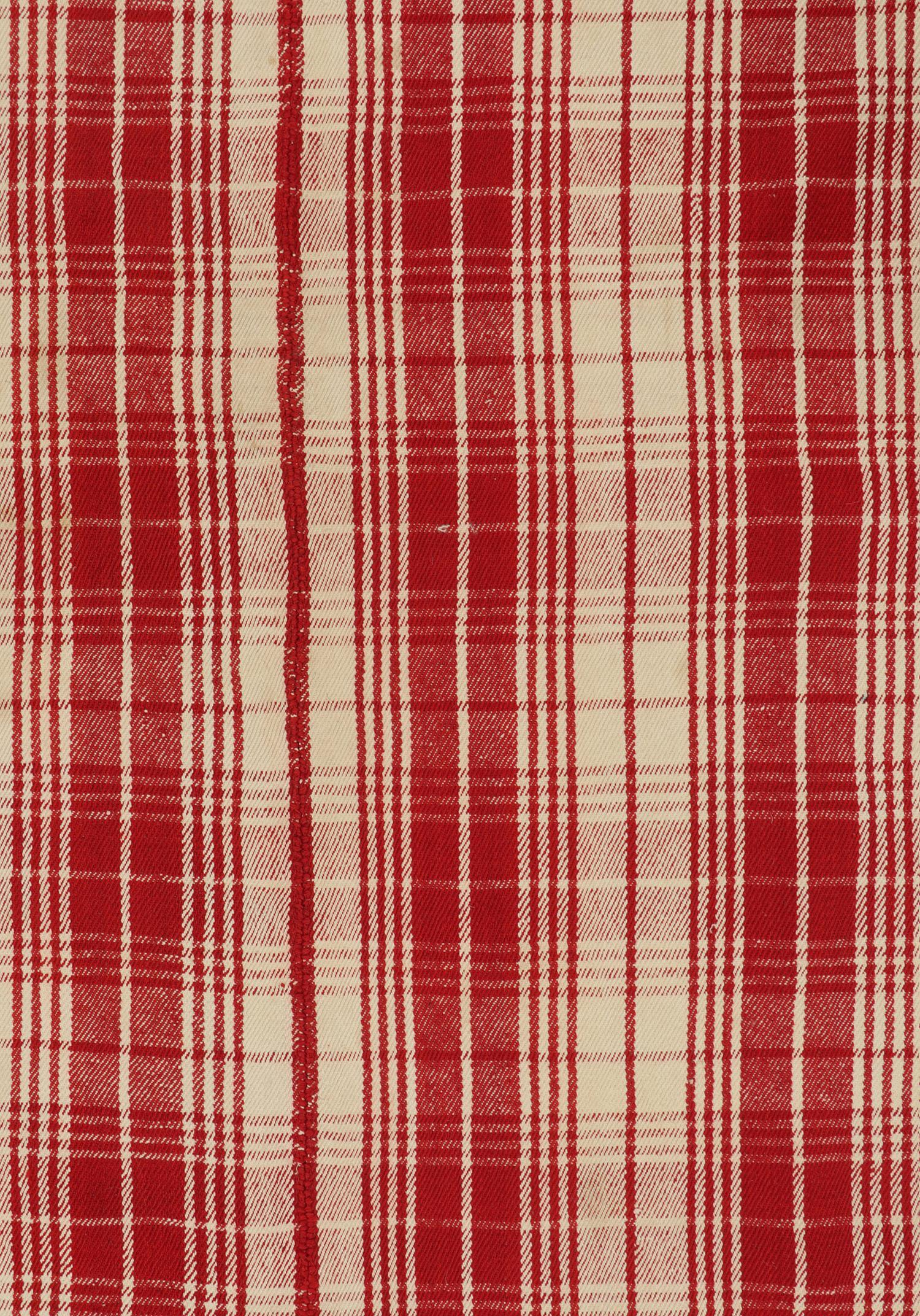 Persischer Kelim in rotem und weißem kariertem geometrischem Muster von Rug & Kilim (Mitte des 20. Jahrhunderts) im Angebot