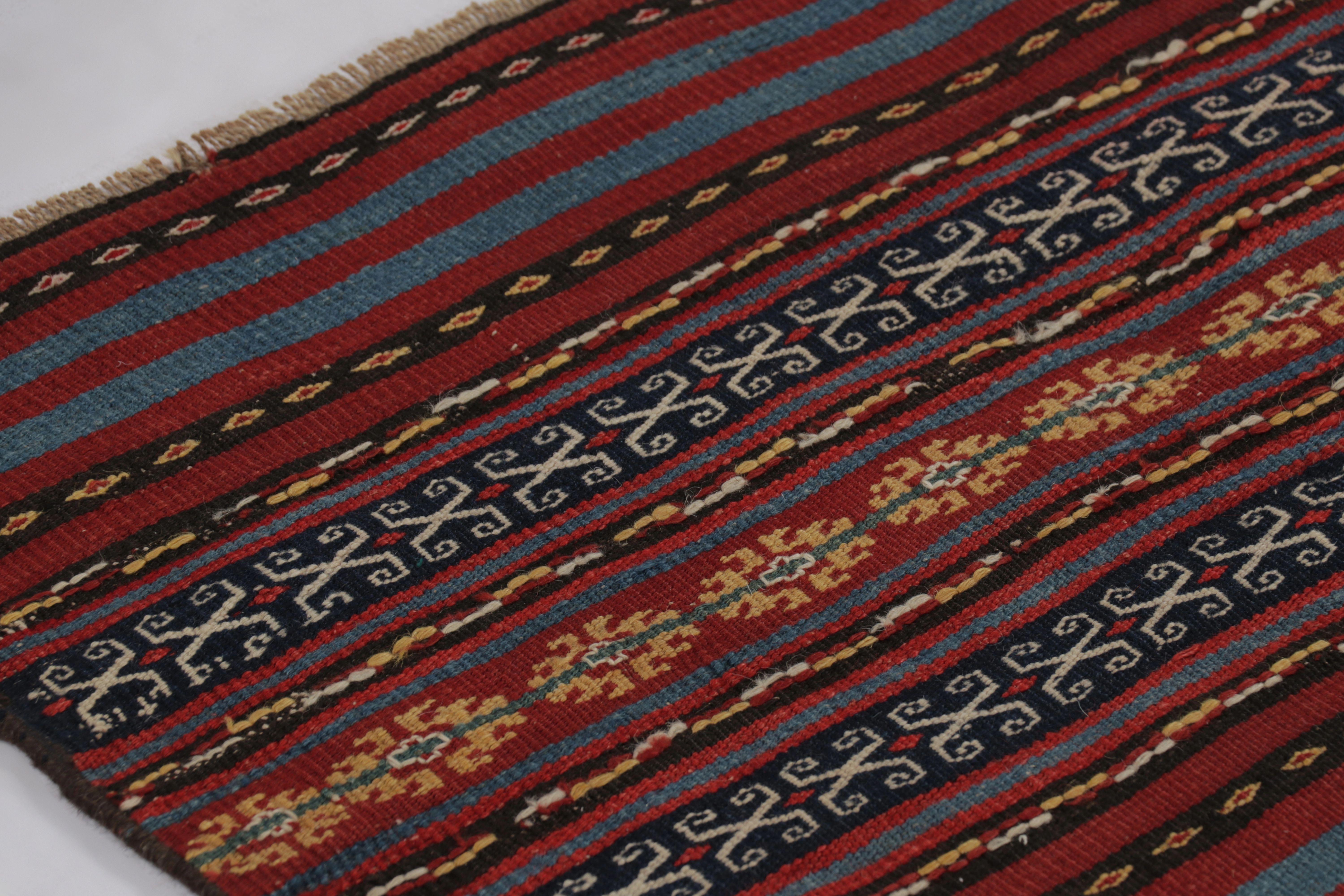 Tessuto a mano Vintage Persian Kilim, Tribal Runner Rug with Intricate Bands - Rug & Kilim in vendita
