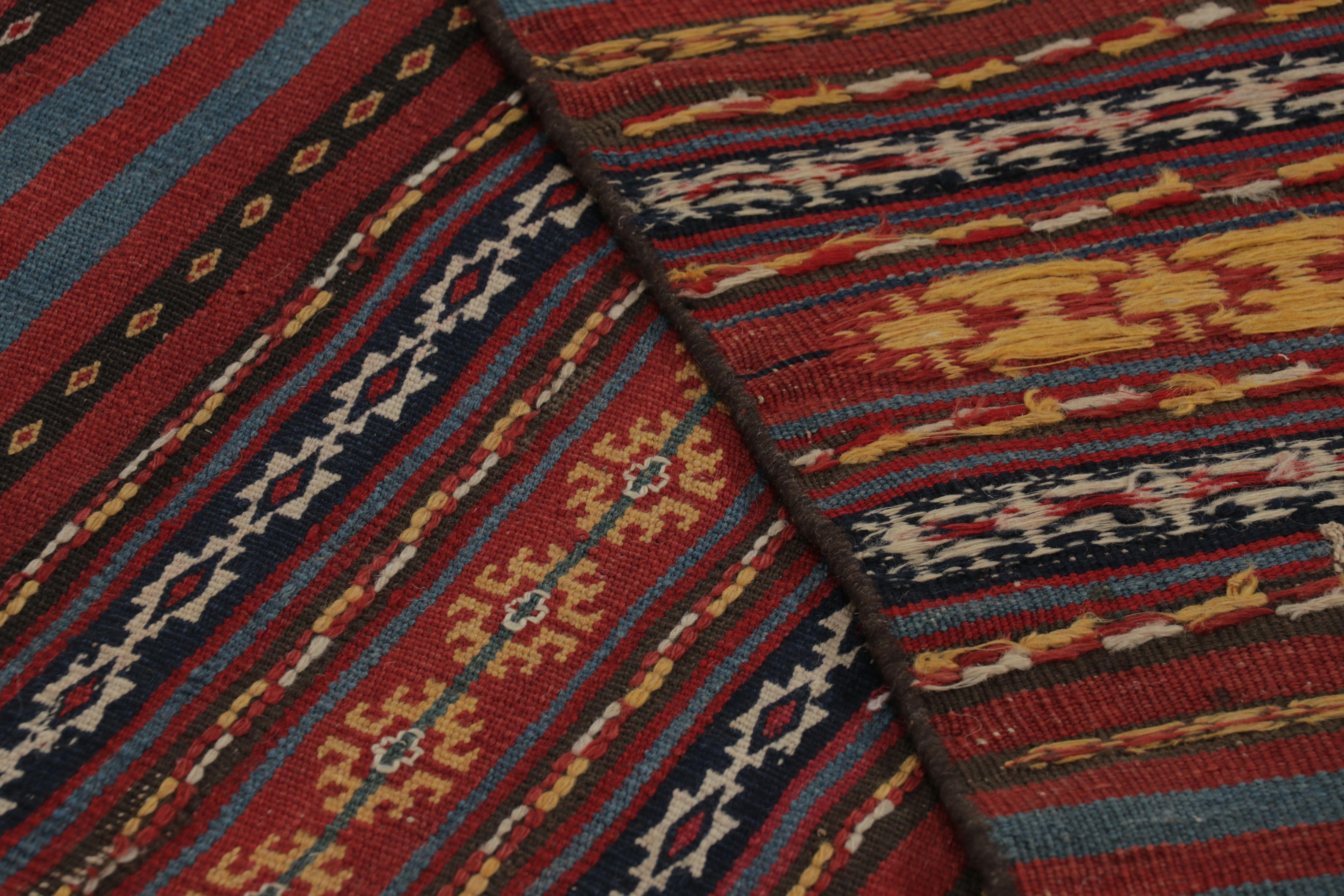 Vintage Persian Kilim, Tribal Runner Rug with Intricate Bands - Rug & Kilim in vendita 1