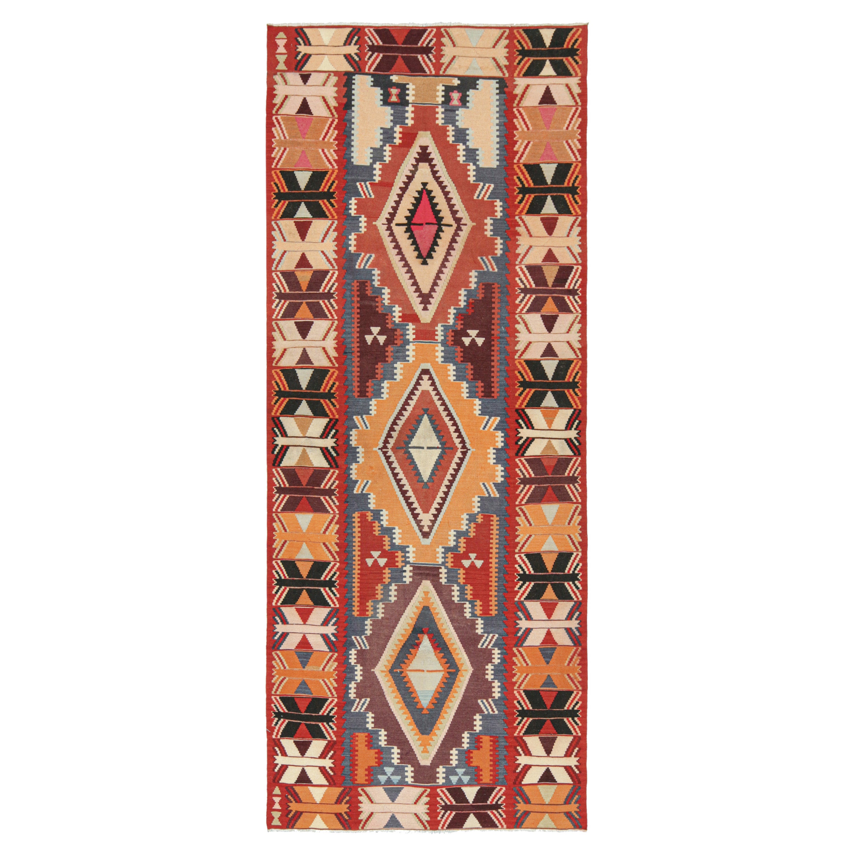Persischer Kelim mit polychromen, geometrischen Mustern von Teppich & Kilim