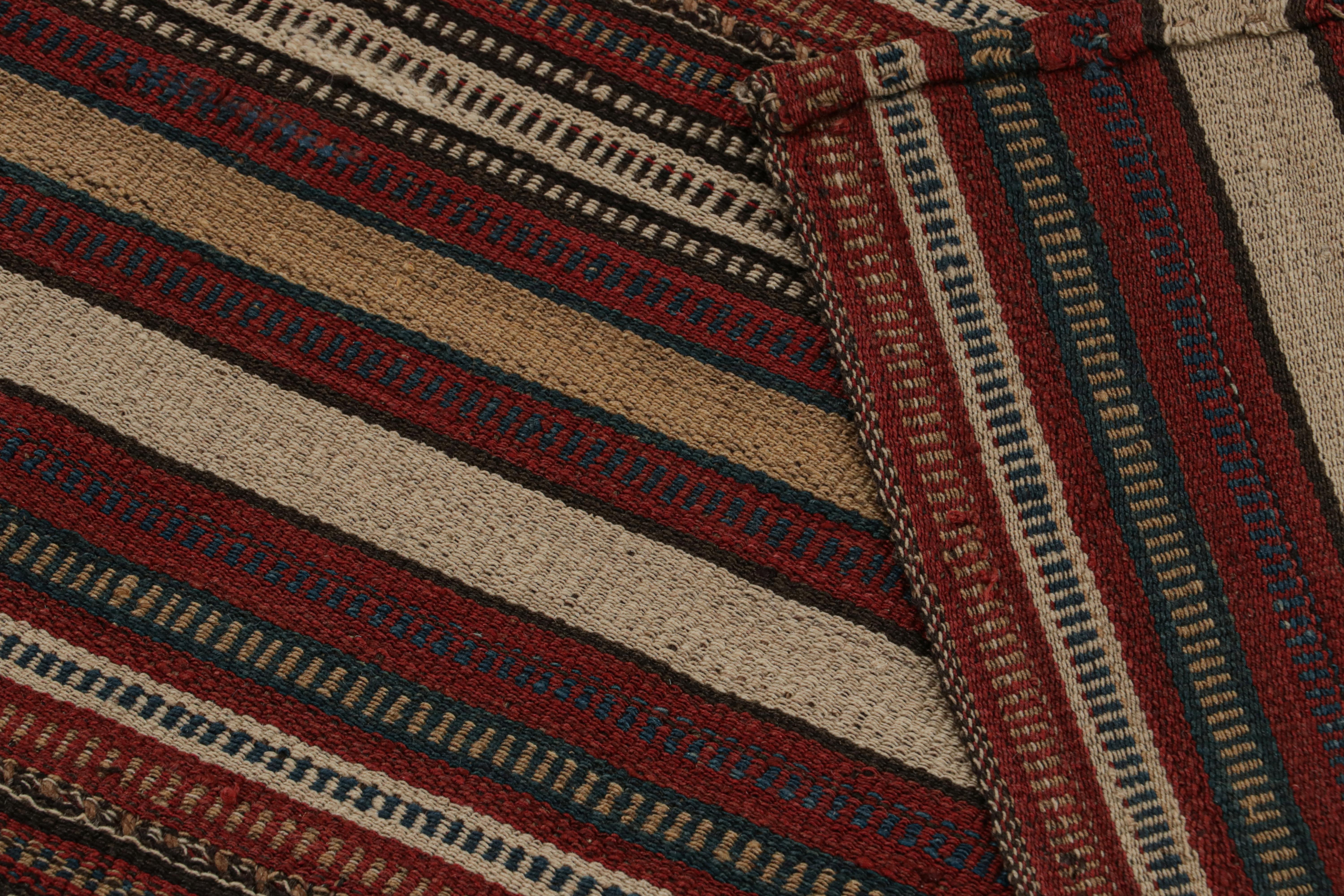 Kilim persa vintage con rayas policromáticas, de Rug & Kilim mediados del siglo XX en venta