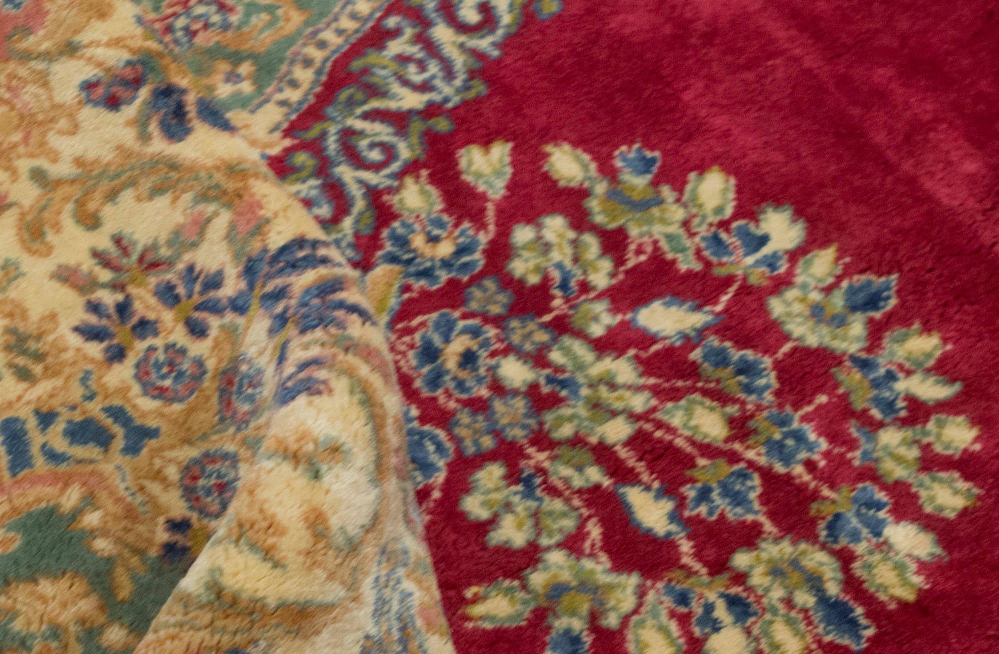 Vintage Persian Kirman Rug, circa 1940 In Excellent Condition For Sale In Secaucus, NJ