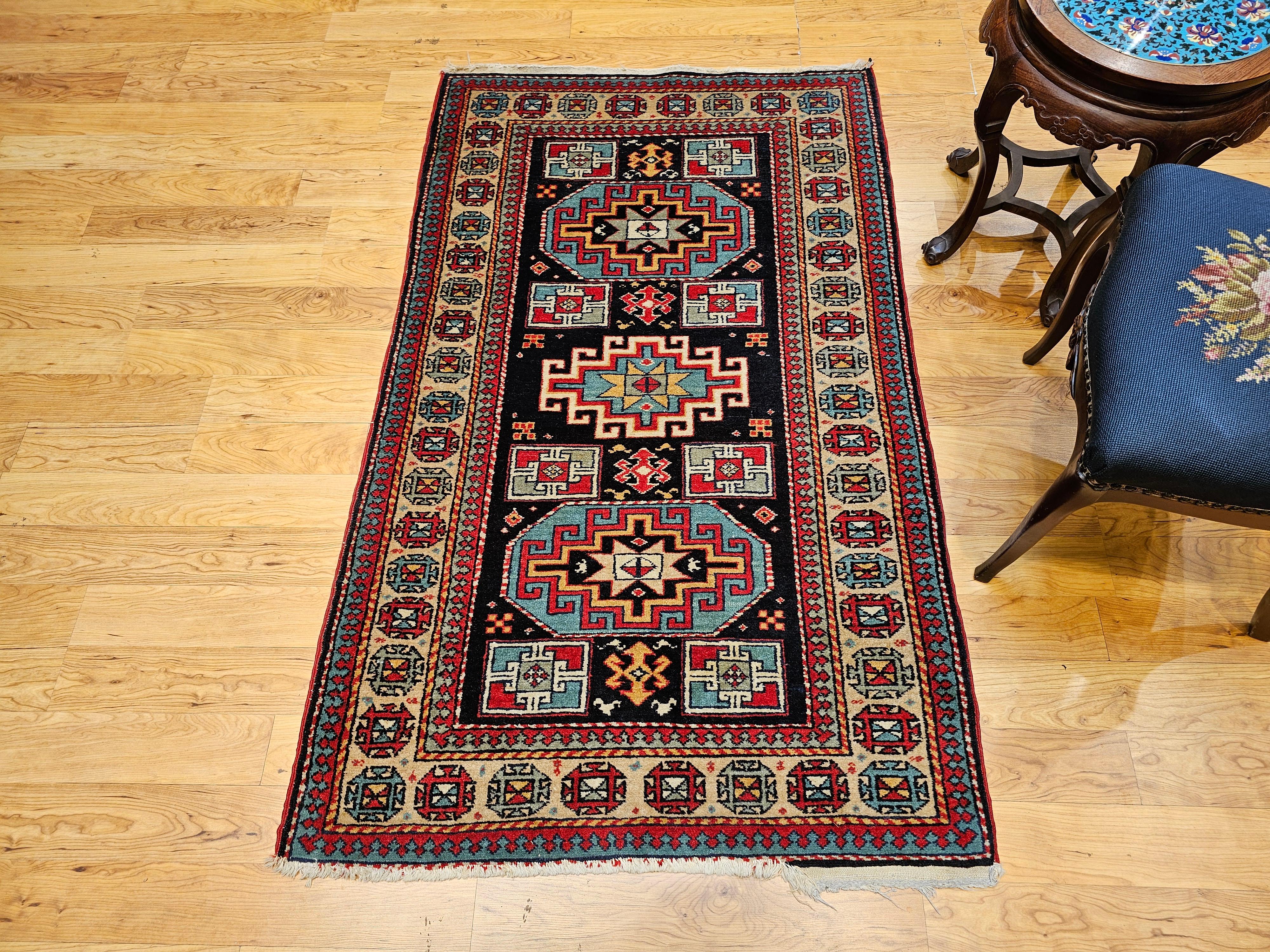 Persischer Kurdischer Vintage-Teppich in Marineblau, Hellbraun und Blau mit geometrischem Muster im Angebot 9